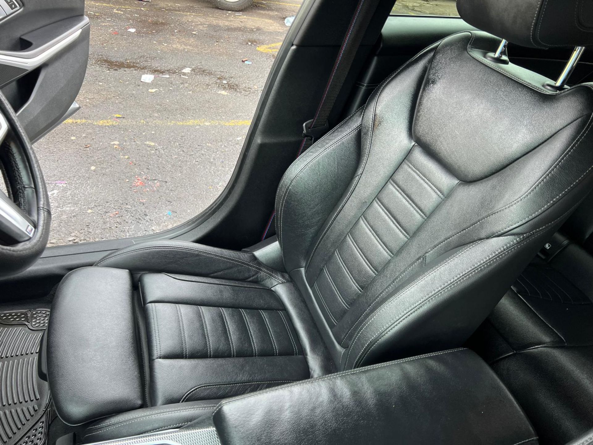 2021 BMW 318D M SPORT MHEV AUTO - Image 26 of 28