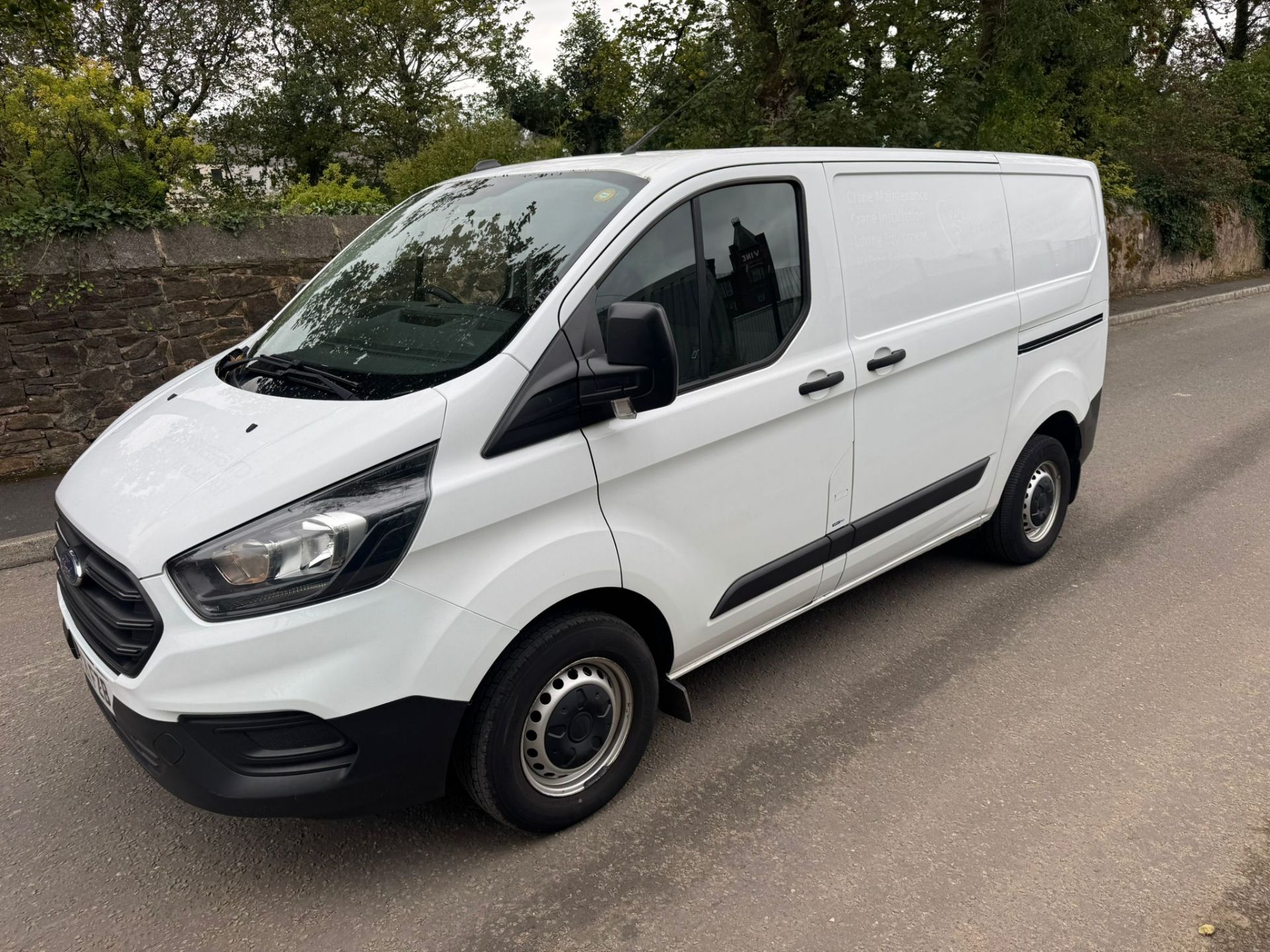 2021 FORD TRANSIT CUSTOM 300 LEADER 2.0 TDCI EURO 6 PANEL VAN – 6 SPEED MANUAL - Image 2 of 16