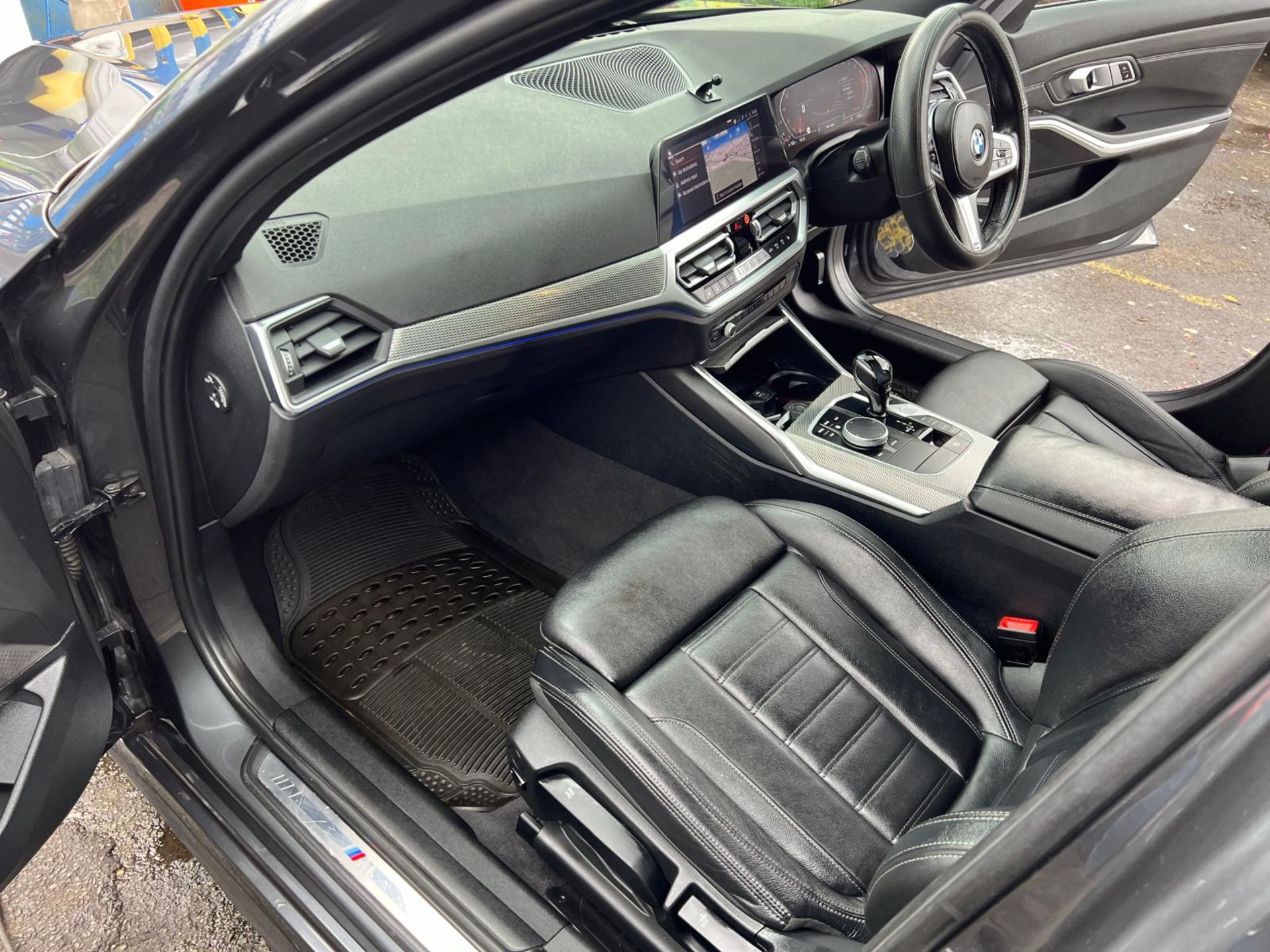2021 BMW 318D M SPORT MHEV AUTO - Image 23 of 28
