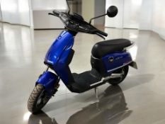 BLUE BRAND NEW 2025 ROAD LEGAL VMOTO CUX PRO ELECTRIC MOPED (50CC EQUIVALENT)