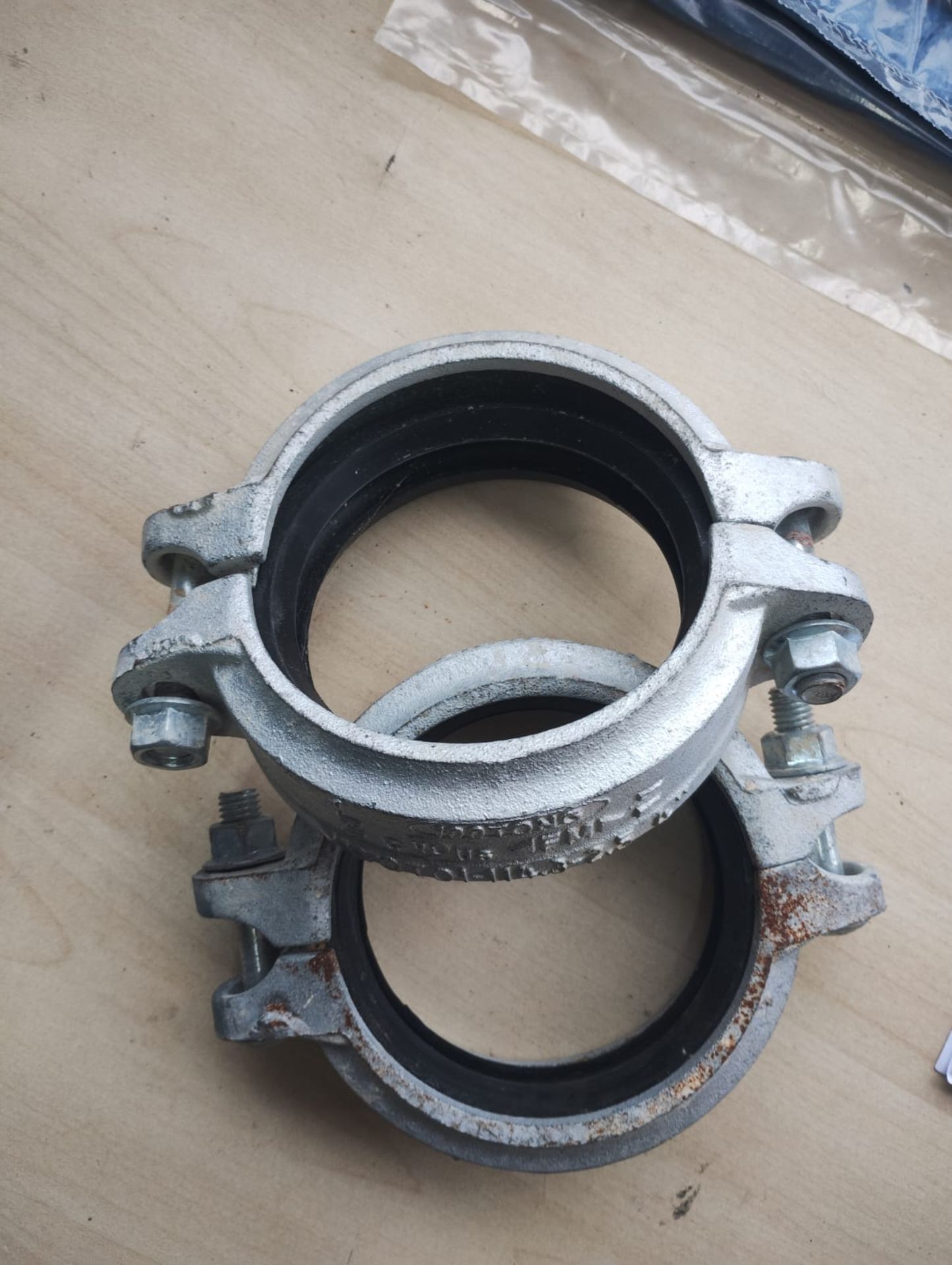 100TONG -4" ID 114.3MM 4" OD IRON PIPE GALVANISED COUPLING XGOT01 - JOBLOT OF 2 - NEW - Image 4 of 4