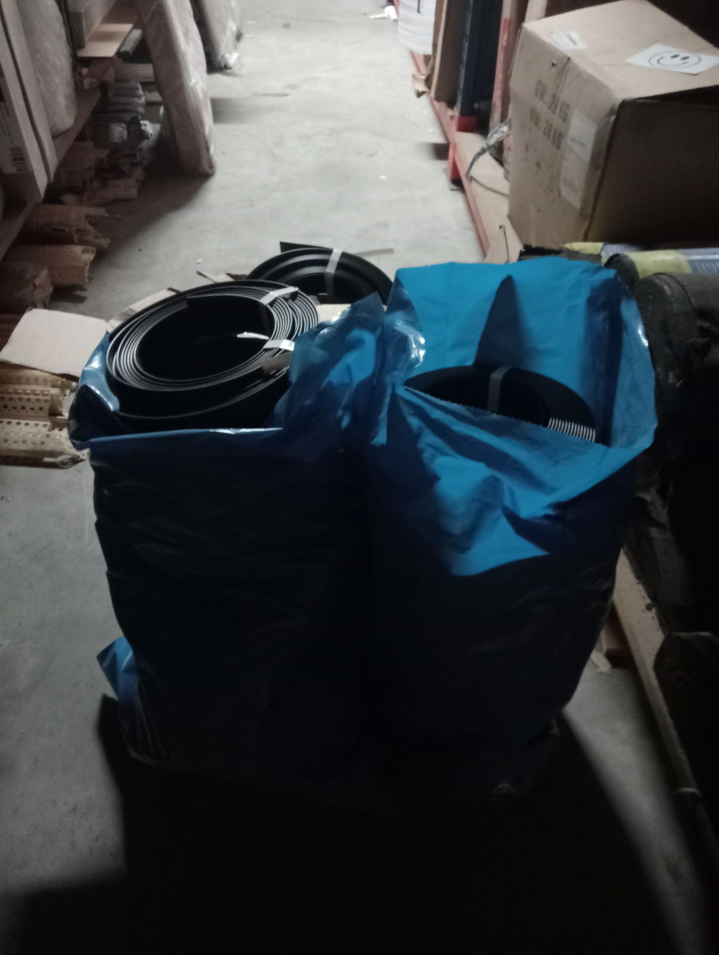 50 X GEBERIT PLASTIC INSERT STRIP FOR PIPE BRACKET - Image 5 of 5