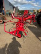 LELY LOTUS 675 TEDDER