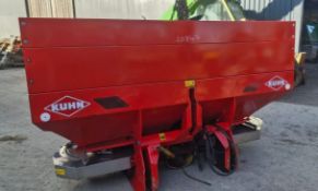 KUHN FERT SPREADER