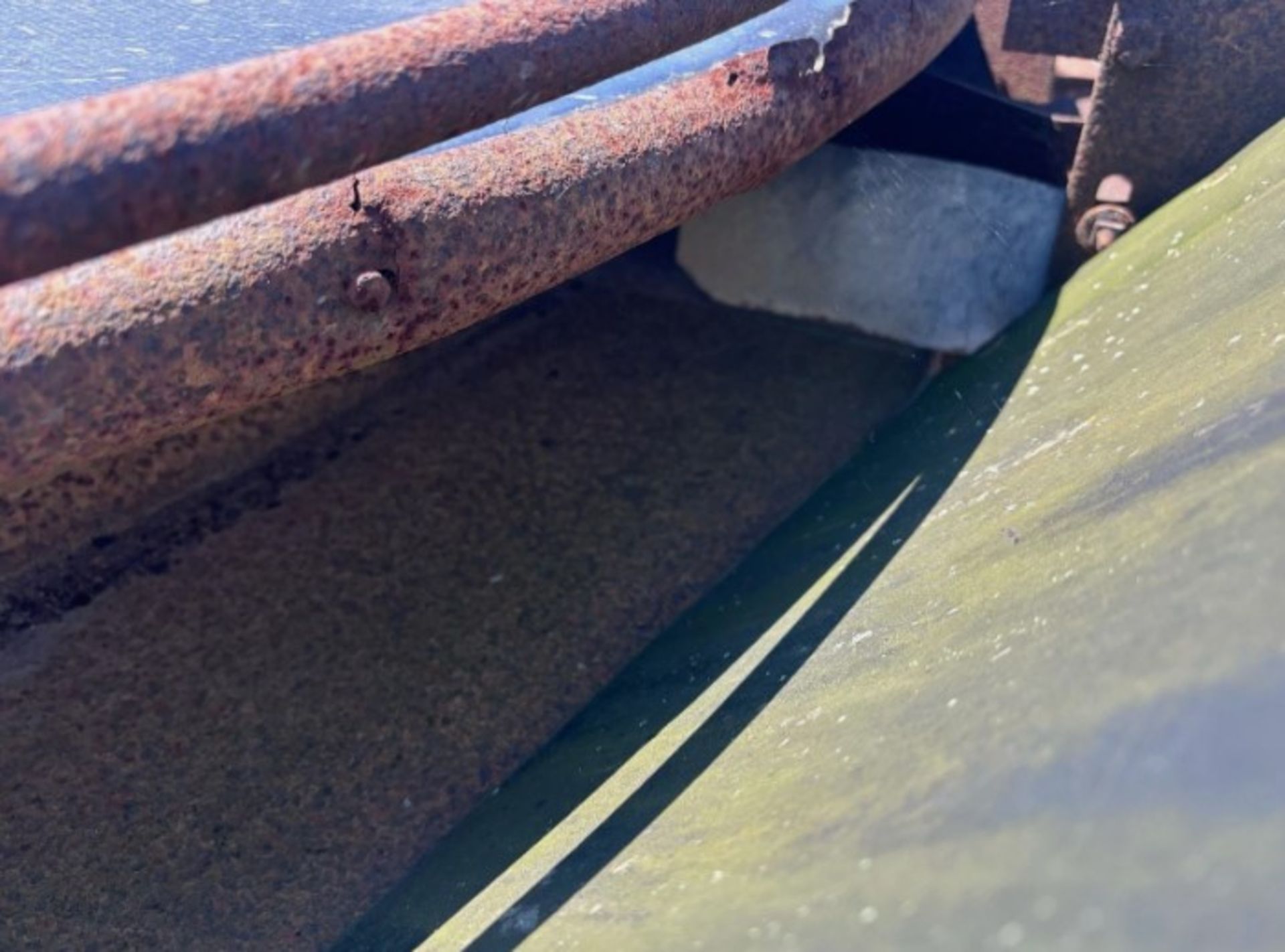 MASSEY FERGUSON POTATO HARVESTER / PLOUGH / TRACTOR IMPLEMENT - Image 11 of 13