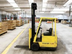 HYSTER A1.25XL ELECTRIC 3-WHEEL FORKLIFT – 1,250 KG CAPACITY**(INCLUDES CHARGER)**