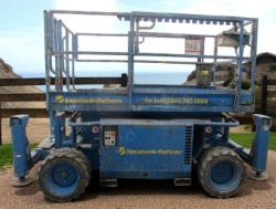 2012 SKYJACK SJ6826 SCISSOR LIFT