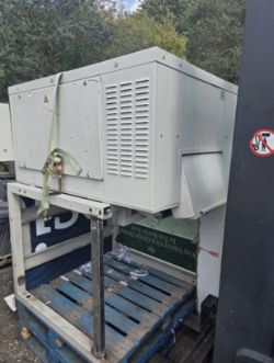 HEAVY DUTY CROSS CUT PAPER & CARDBOARD SHREDDER