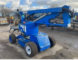 NIFTYLIFT HR12 CHERRY PICKER / SCISSOR LIFT – 2011