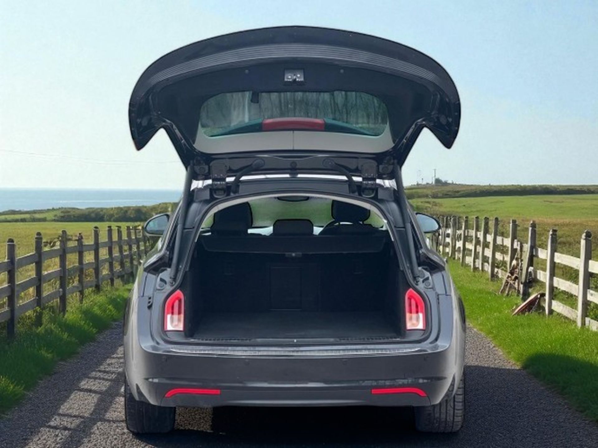 2013 VAUXHALL INSIGNIA 1.4T SRI SPORTS TOURER (S/S) 5DR – 100,909 MILES >>--NO VAT ON HAMMER--<< - Image 7 of 42