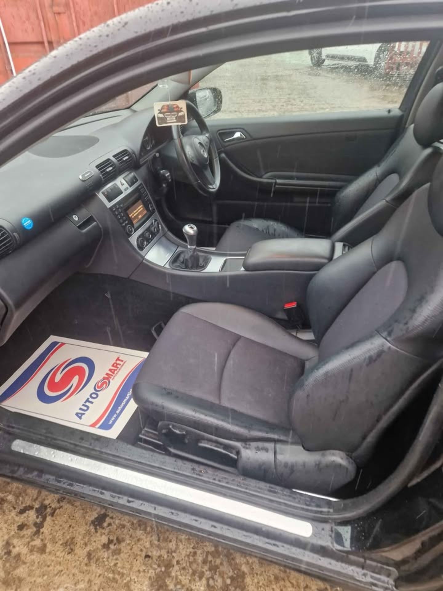 2009 MERCEDES-BENZ CLC200 CDI SE COUPE >>--NO VAT ON HAMMER--<< - Image 16 of 19