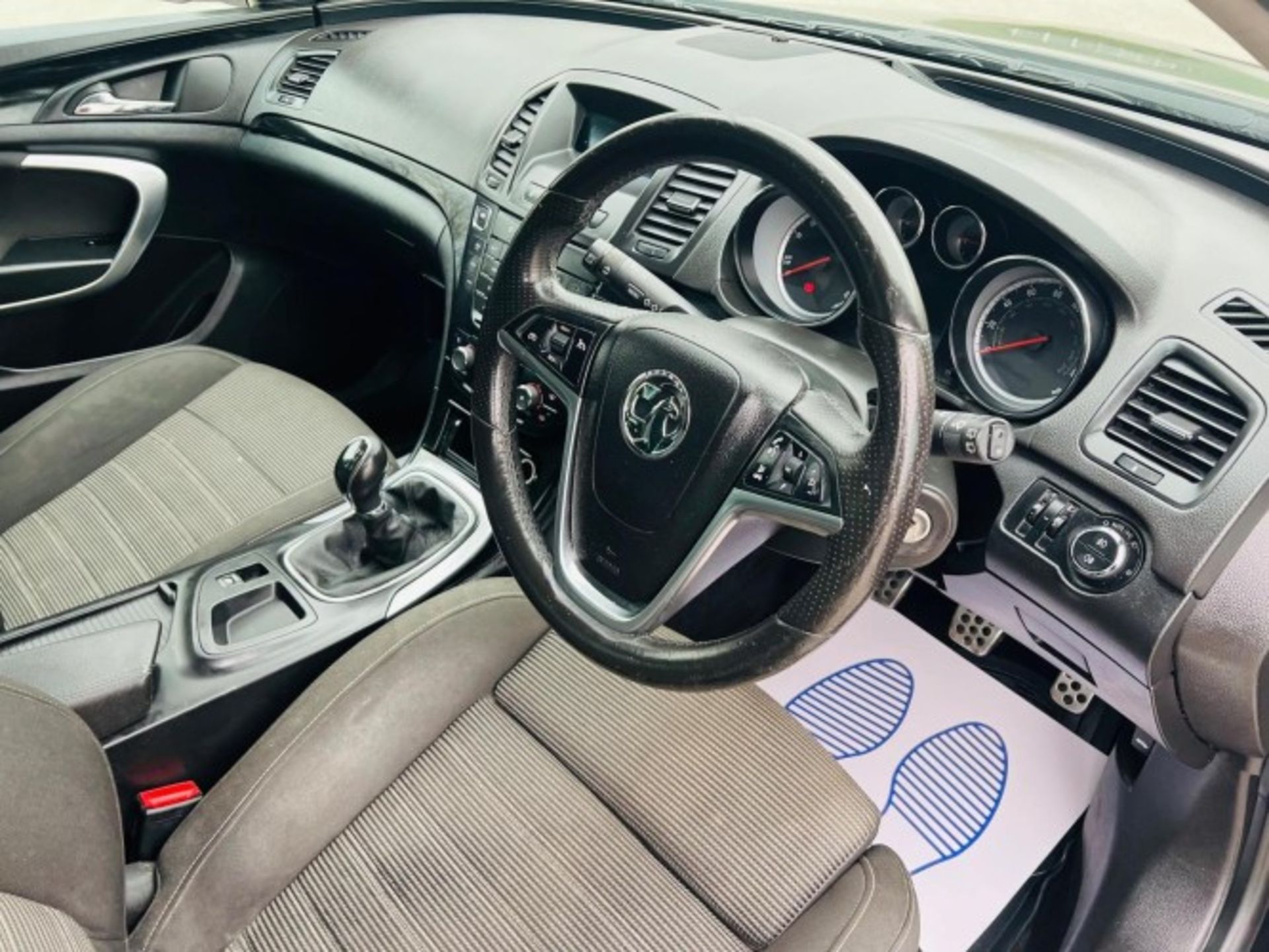 2013 VAUXHALL INSIGNIA 1.4T SRI SPORTS TOURER (S/S) 5DR – 100,909 MILES >>--NO VAT ON HAMMER--<< - Image 25 of 42