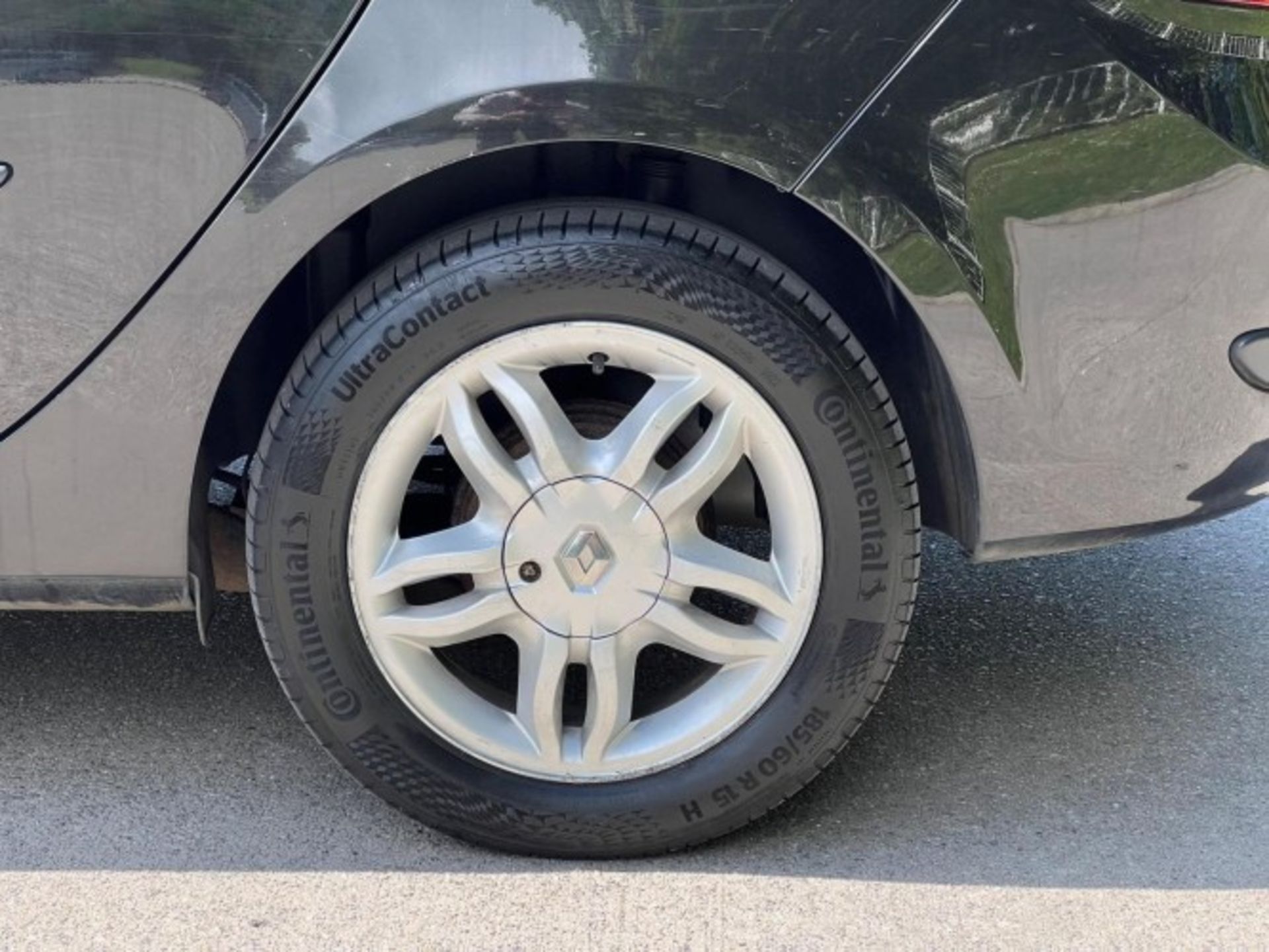 2008 RENAULT CLIO 1.2 16V DYNAMIQUE SPORT TOURER>>--NO VAT ON HAMMER--<< - Image 18 of 44