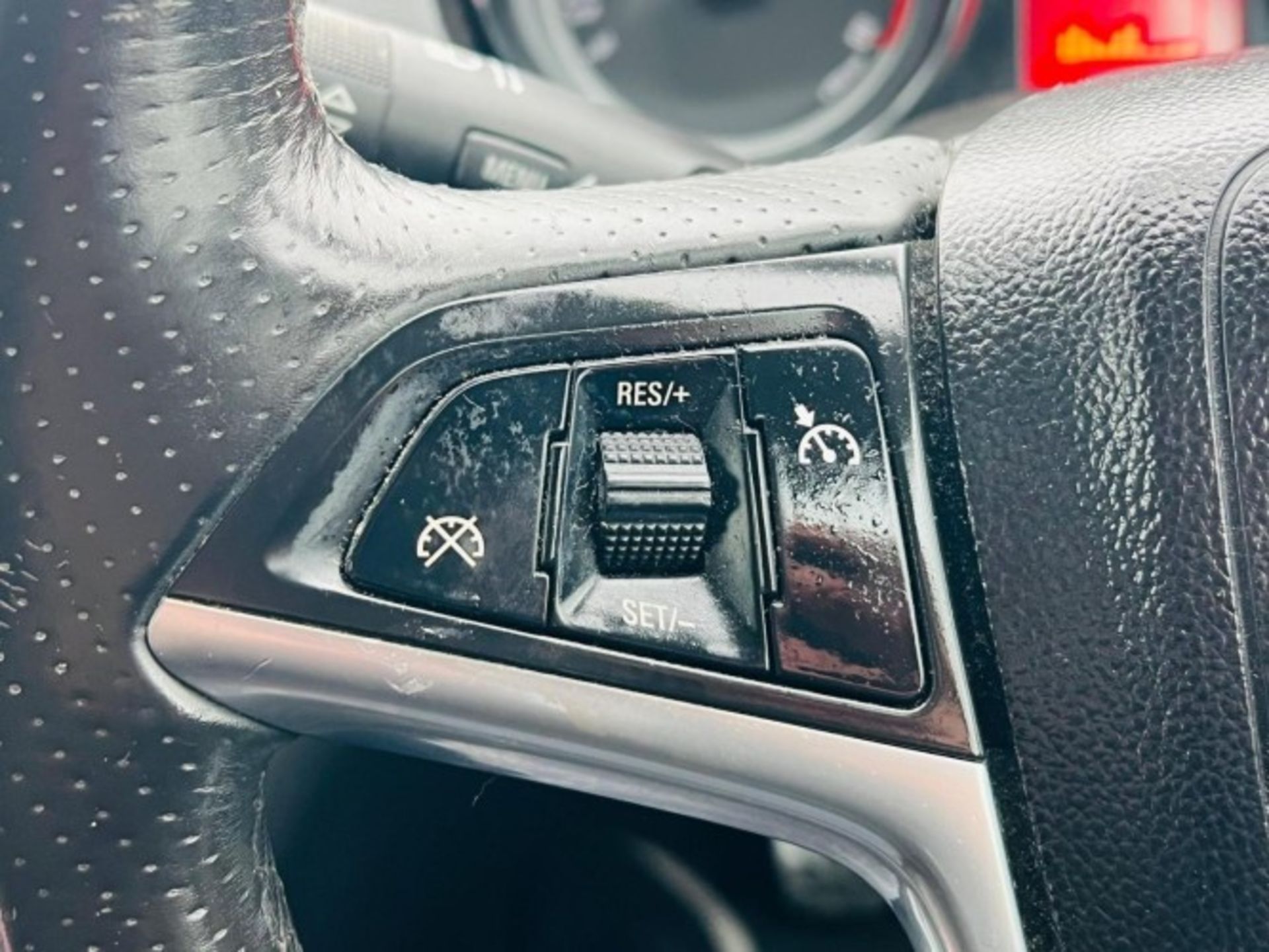 2013 VAUXHALL INSIGNIA 1.4T SRI SPORTS TOURER (S/S) 5DR – 100,909 MILES >>--NO VAT ON HAMMER--<< - Image 31 of 42