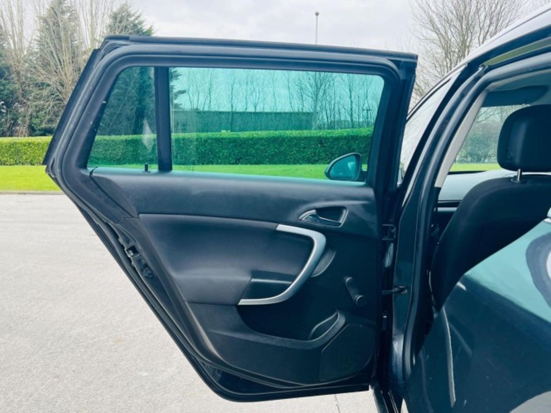 2013 VAUXHALL INSIGNIA 1.4T SRI SPORTS TOURER (S/S) 5DR – 100,909 MILES >>--NO VAT ON HAMMER--<< - Image 34 of 42