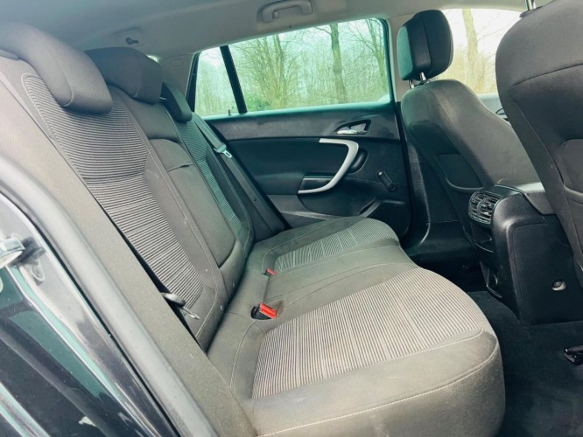 2013 VAUXHALL INSIGNIA 1.4T SRI SPORTS TOURER (S/S) 5DR – 100,909 MILES >>--NO VAT ON HAMMER--<< - Image 27 of 42