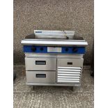 BLUE SEAL EVOLUTION SERIES GP516-RB - 900MM GAS GRIDDLE REFRIGERATED BASE