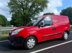 2013 (13 REG) FIAT DOBLO 1.3 MULTIJET 16V SHORT WHEEL BASE PANEL VAN
