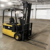 **(INCLUDES CHARGER)**2004 DAEWOO B20T-2 ELECTRIC FORKLIFT TRUCK