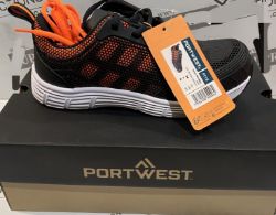 PALLETS OF WAREHOUSE STOCK TO CLEAR! SITE CLEARANCE! NEW STOCK- DELIVERY AVAILABLE- Ends -Tue 16th  Dec 11am