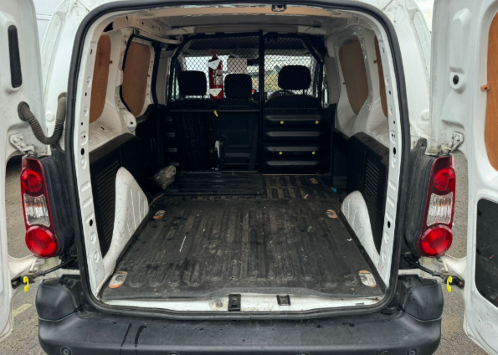 PEUGEOT PARTNER SE L1 BLUE HDI (2017) - Image 3 of 11