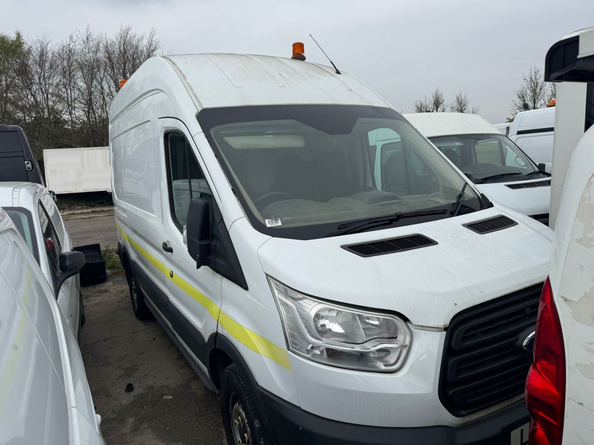 2015 FORD TRANSIT T350 MWB L2 PANEL VAN - Image 5 of 13