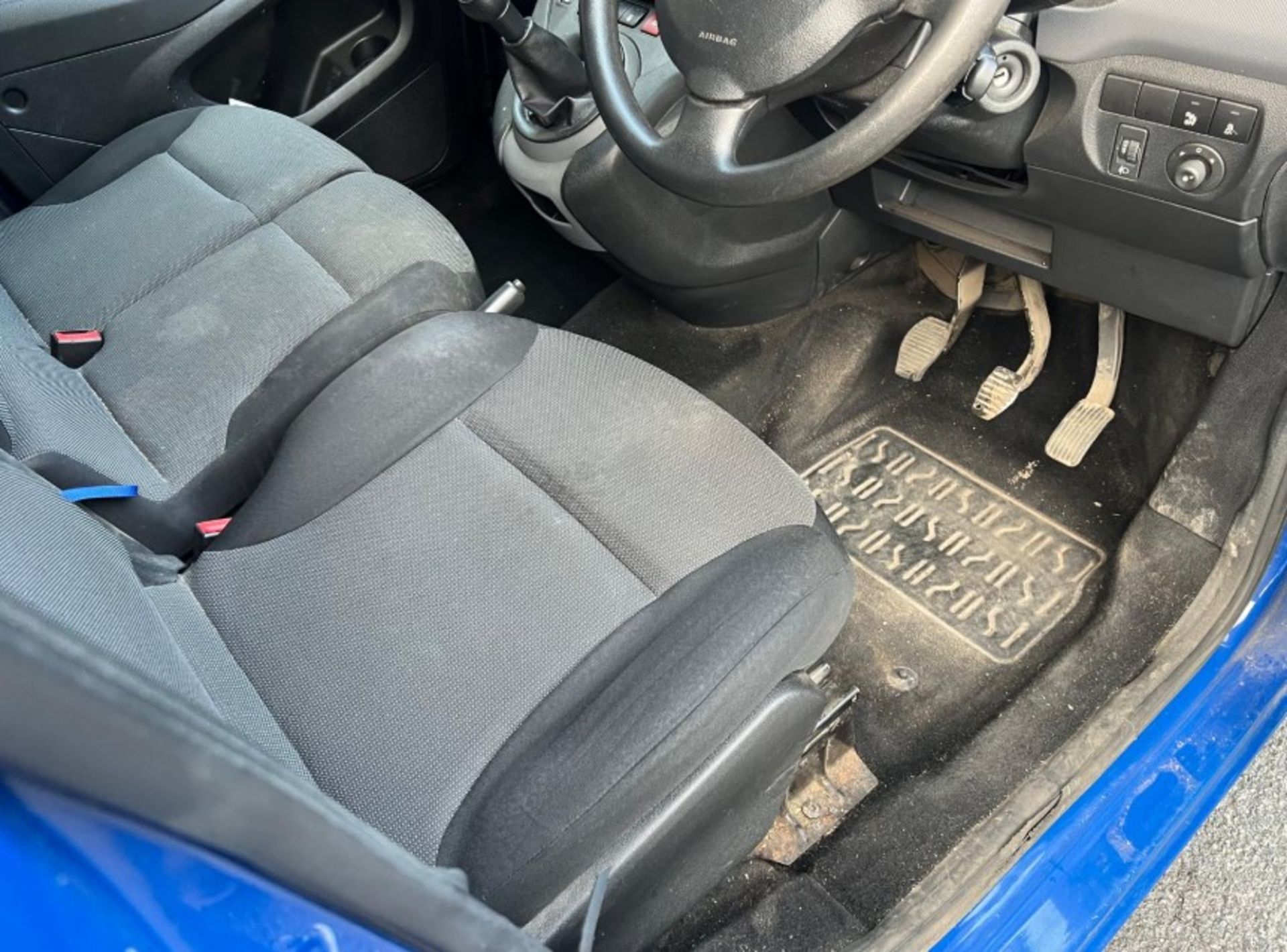 2018 PEUGEOT PARTNER S L1 BLUE HDI PANEL VAN (18 PLATE) - Image 10 of 11