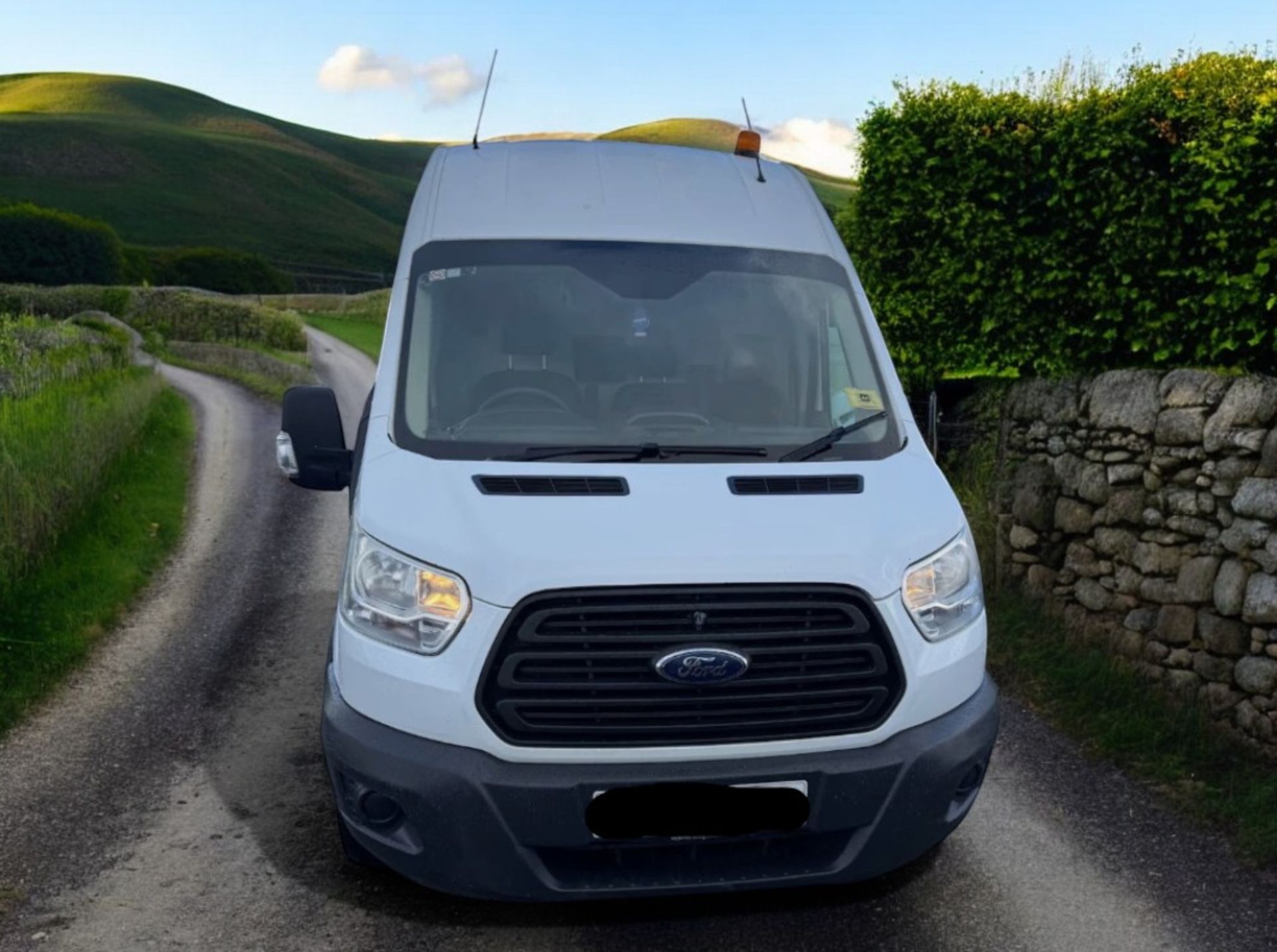 **(ONLY 118K MILEAGE)** 2016 FORD TRANSIT T350 MWB L2H3 2.2 TDCI 155PS VAN - Image 3 of 21
