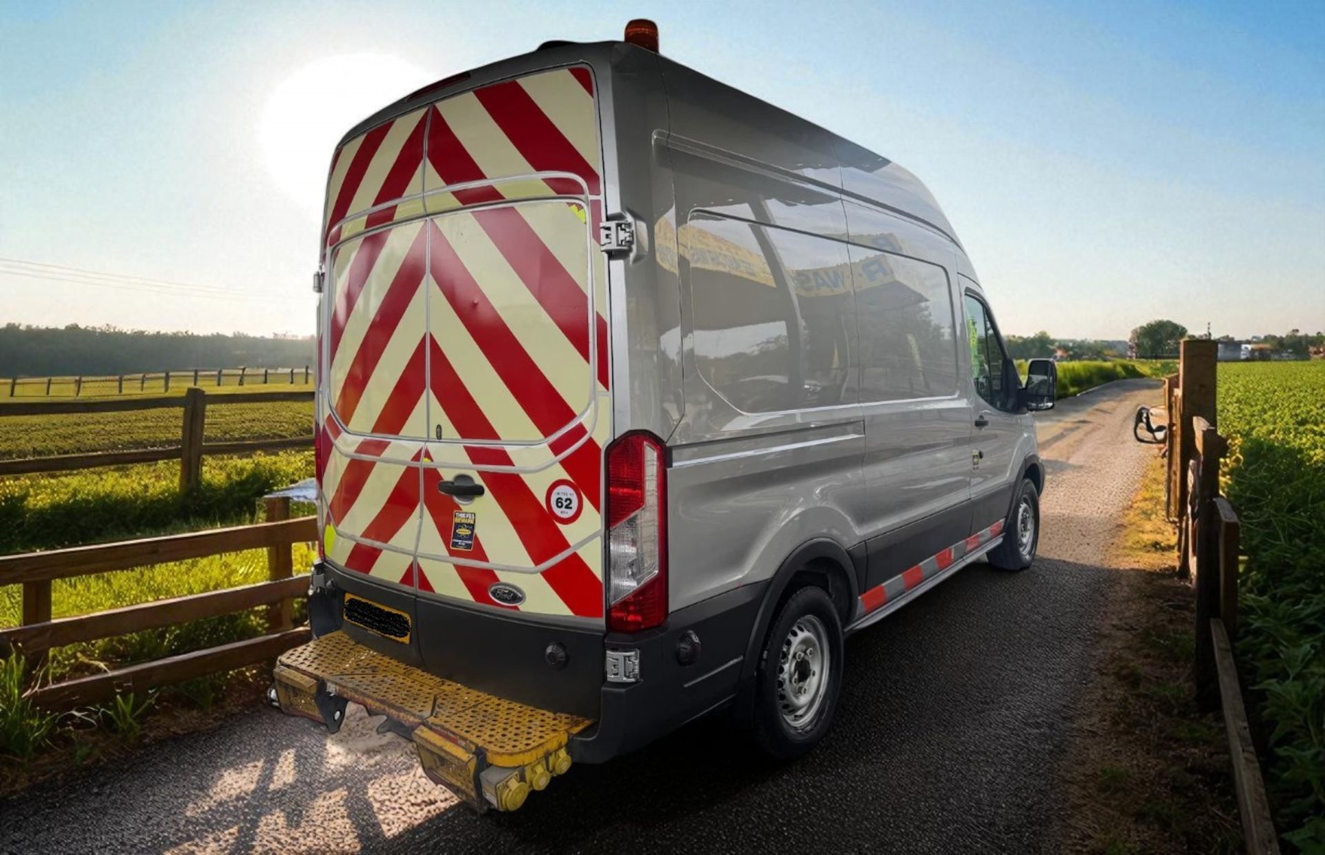 2015 FORD TRANSIT T350 L2H3 PTO COMPRESSOR / 110V - Image 3 of 15