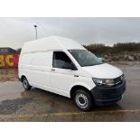 2019 VOLKSWAGEN TRANSPORTER T30 STLN TSI BMT