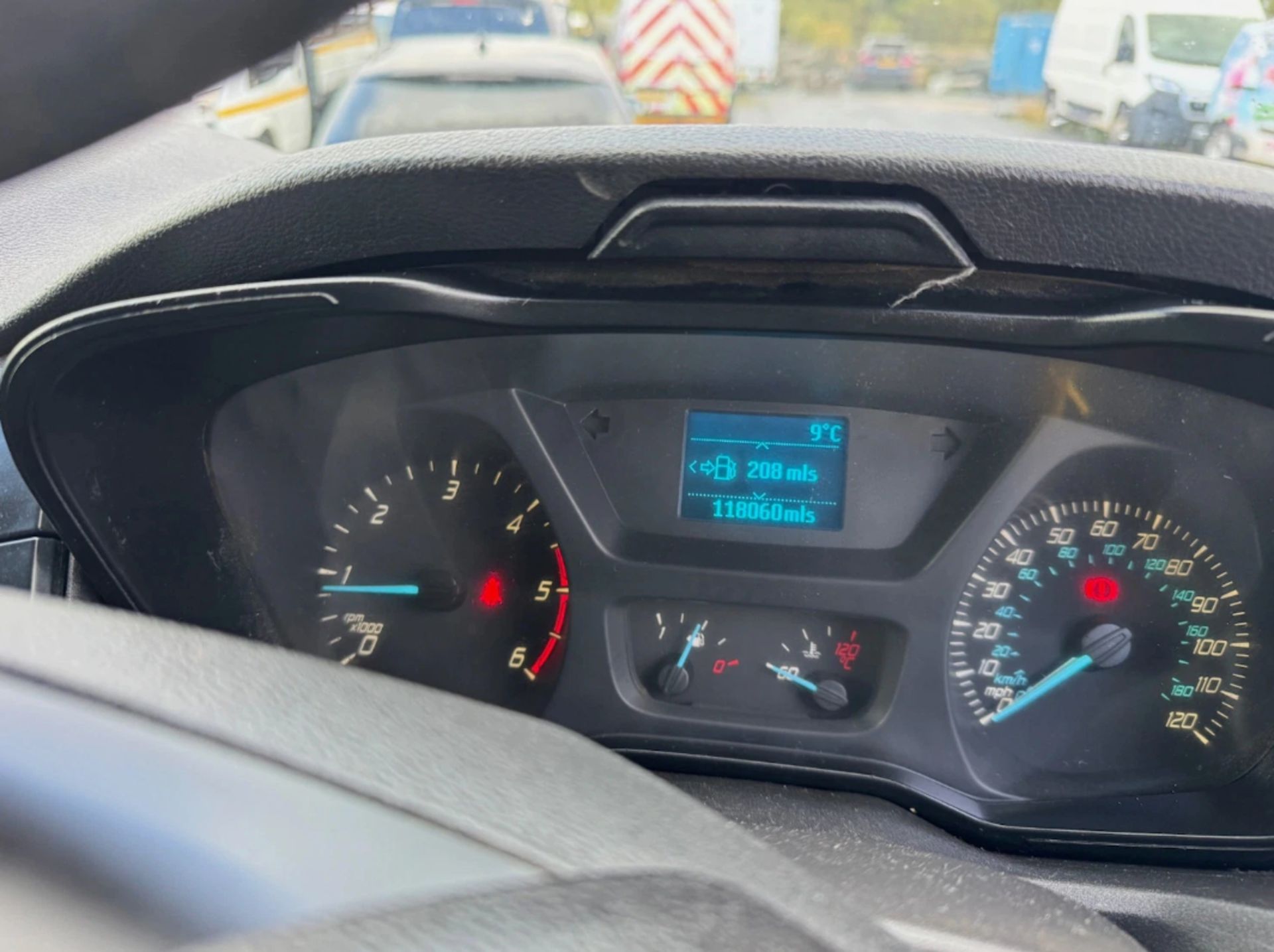 **(ONLY 118K MILEAGE)** 2016 FORD TRANSIT T350 MWB L2H3 2.2 TDCI 155PS VAN - Image 11 of 21