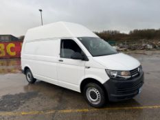 2019 VOLKSWAGEN TRANSPORTER T30 STLN TSI BMT