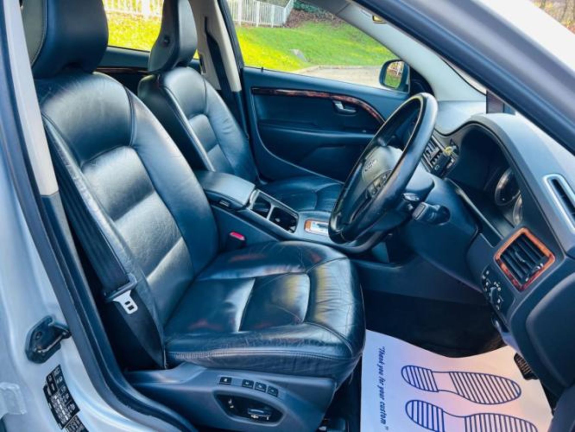 VOLVO S80 2.4 D5 SE LUX GEARTRONIC 4DR – 2008>>--NO VAT ON HAMMER--<< - Image 21 of 37