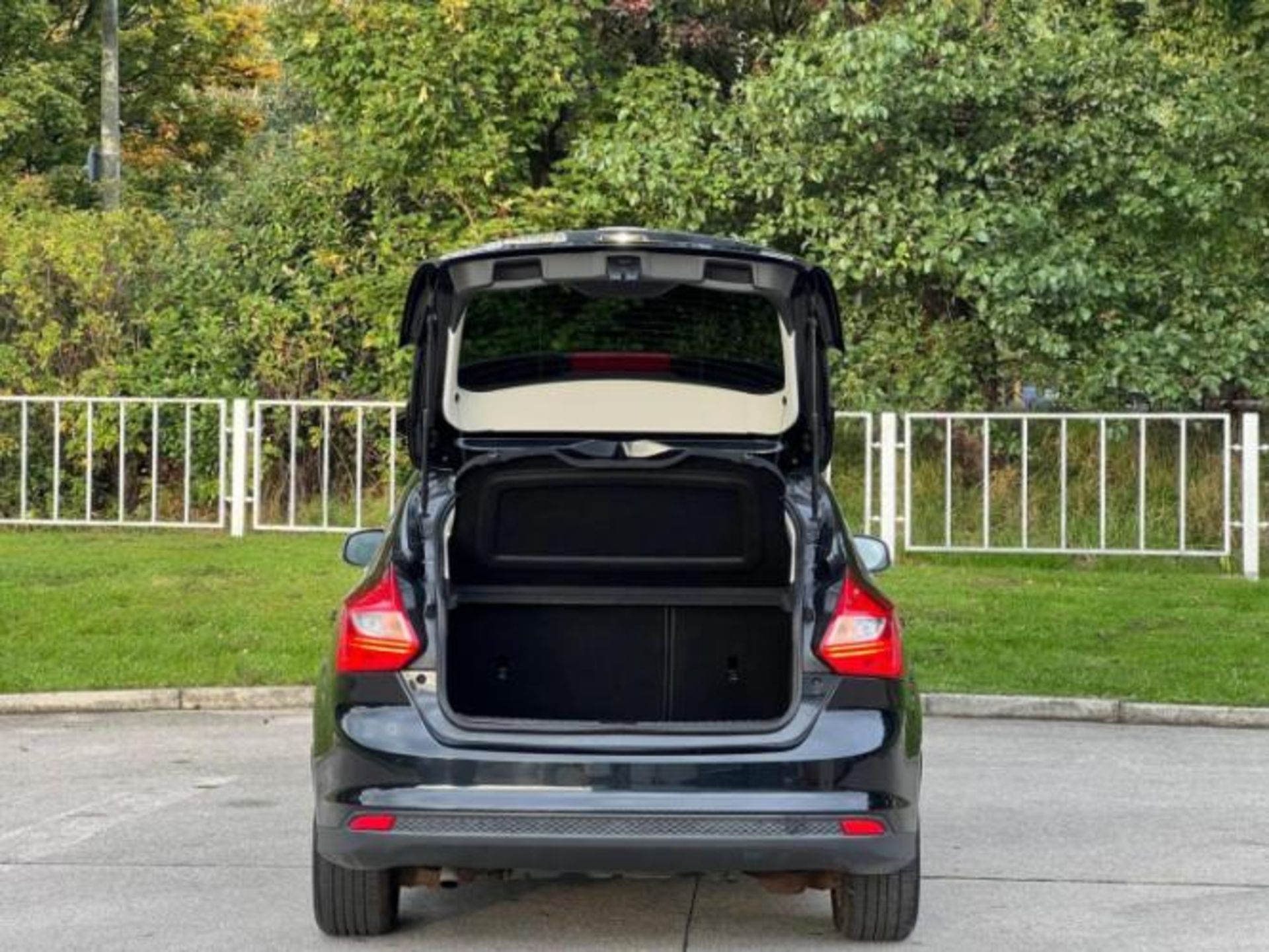 *(ONLY 68K MILEAGE)*2014 FORD FOCUS 1.0T ECOBOOST TITANIUM 5-DOOR HATCHBACK>-NO VAT ON HAMMER-< - Image 38 of 41