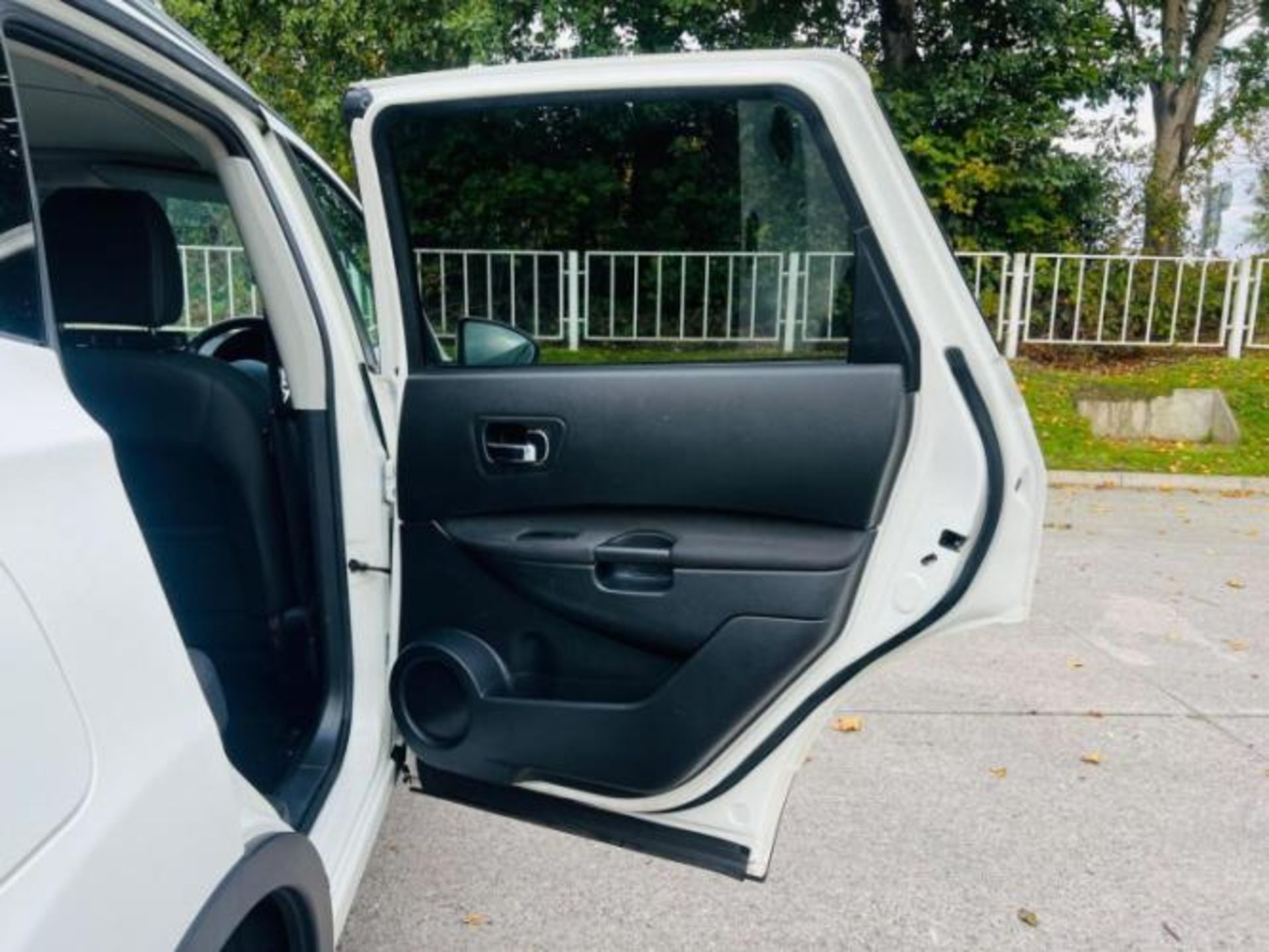 2012 NISSAN QASHQAI+2 1.6 N-TEC+ 2WD>>--NO VAT ON HAMMER--<< - Image 25 of 39