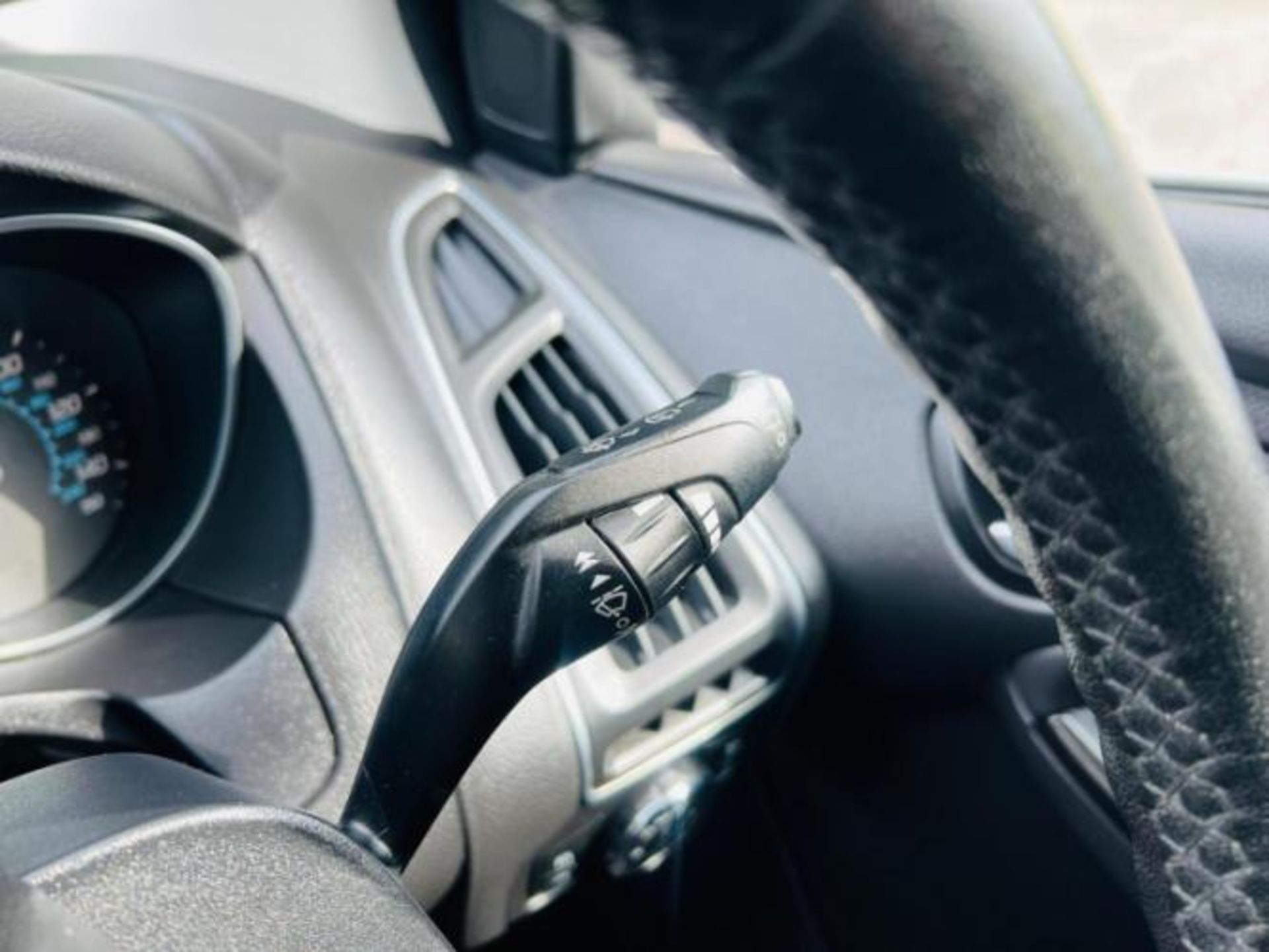 2012 FORD FOCUS 1.6T ECOBOOST ZETEC S (S/S) 5DR HATCHBACK>>--NO VAT ON HAMMER--<< - Image 21 of 40