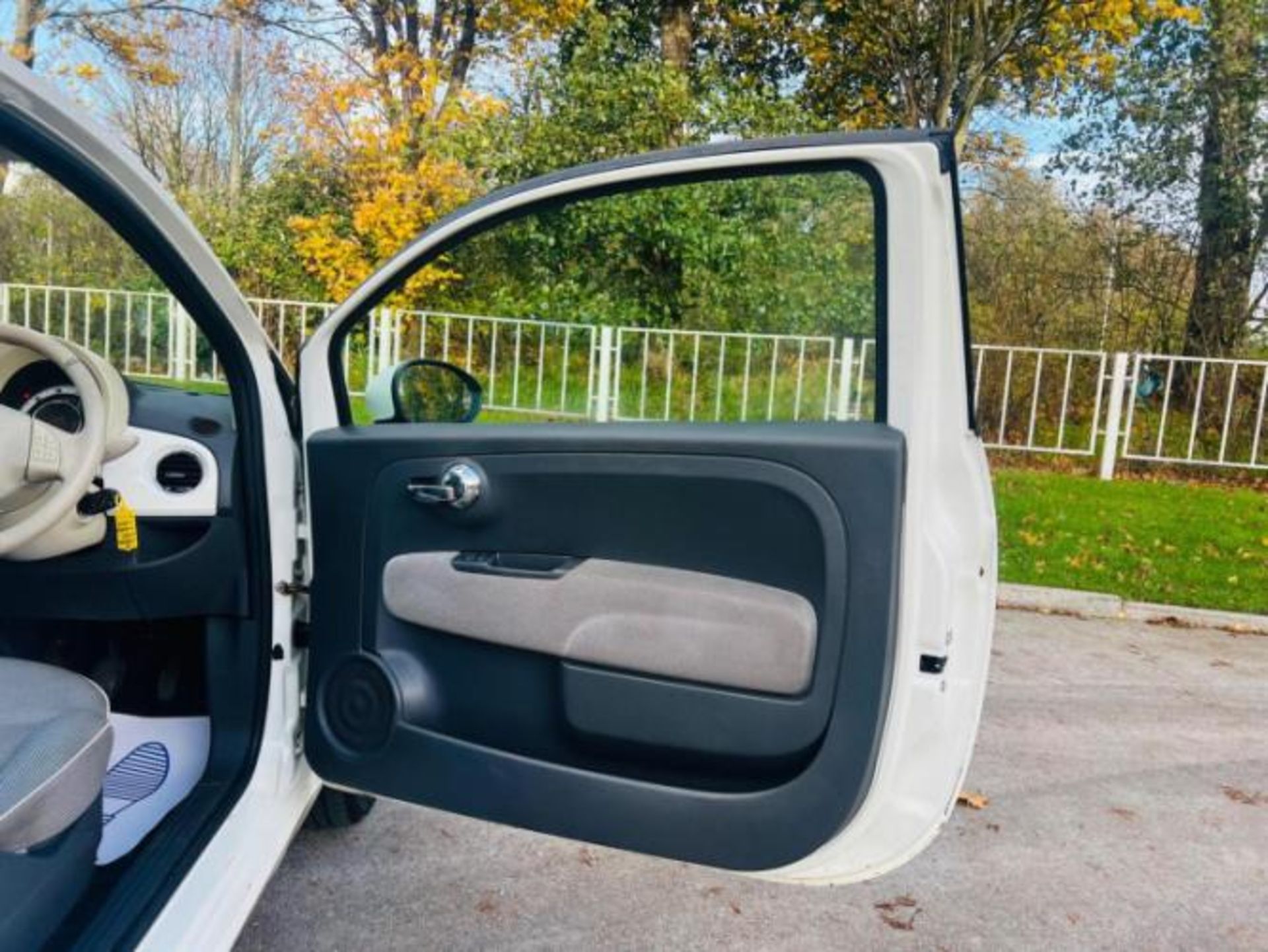 2012 FIAT 500 LOUNGE 1.2 (S/S) 3DR >>--NO VAT ON HAMMER--<< - Image 9 of 21