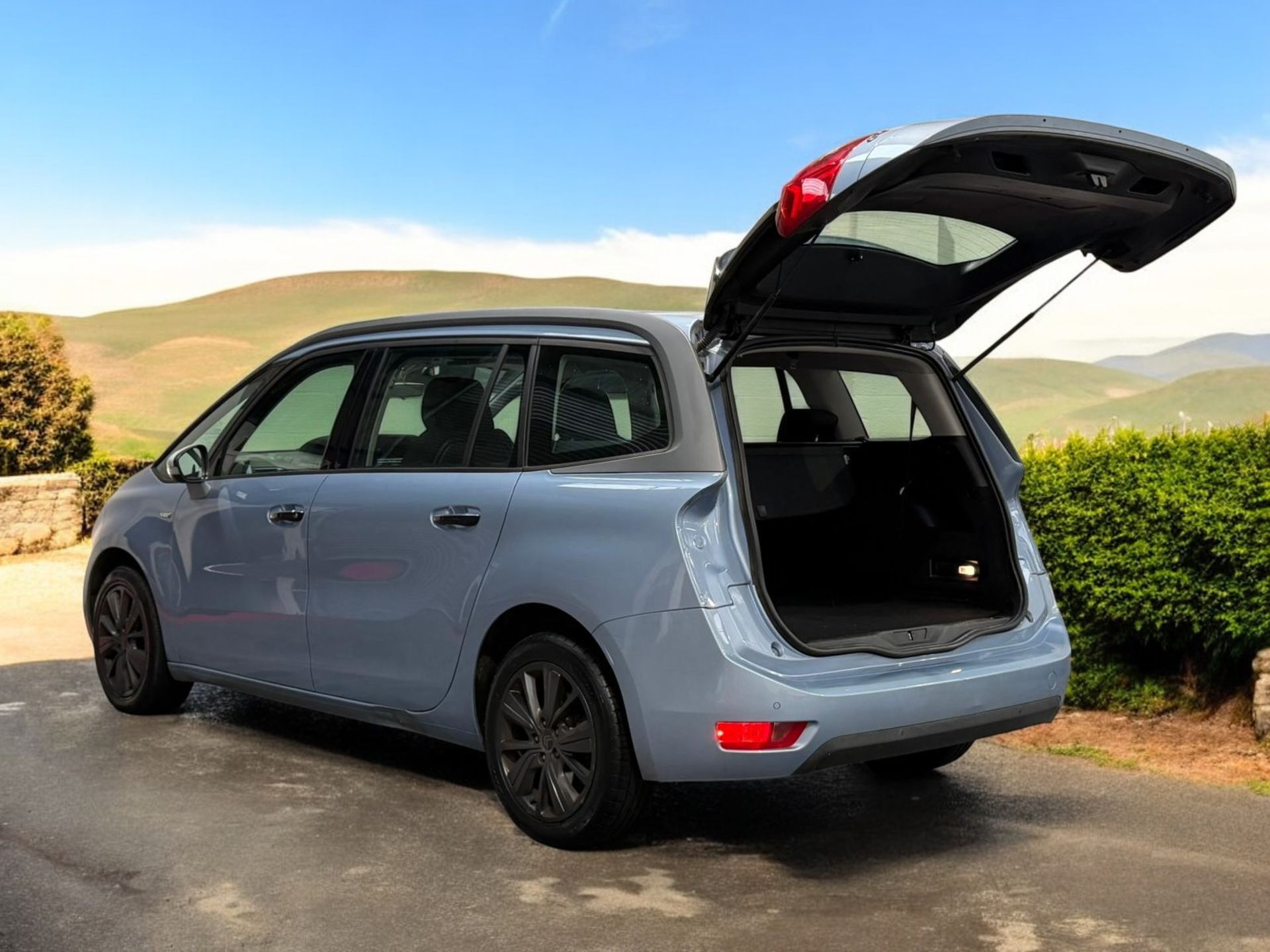 2014 CITROEN GRAND C4 PICASSO 1.6 E-HDI EXCLUSIVE – 7 SEATER >>--NO VAT ON HAMMER--<< - Image 11 of 49