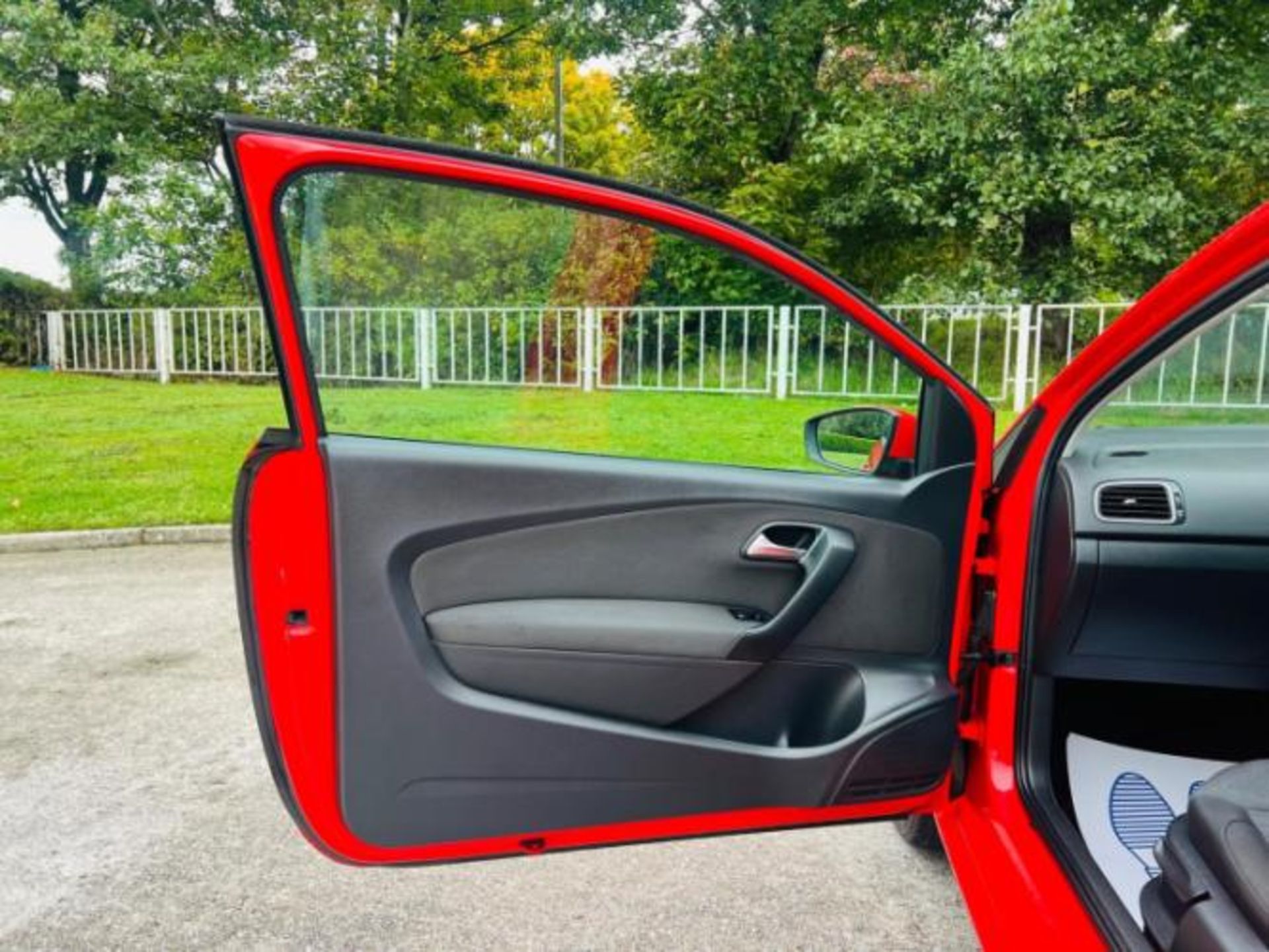 **(ONLY 54K MILEAGE)** 2013 VOLKSWAGON POLO 1.2 MATCH EDITION 3-DOOR HATCHBACK>-NO VAT ON HAMMER-< - Image 29 of 39