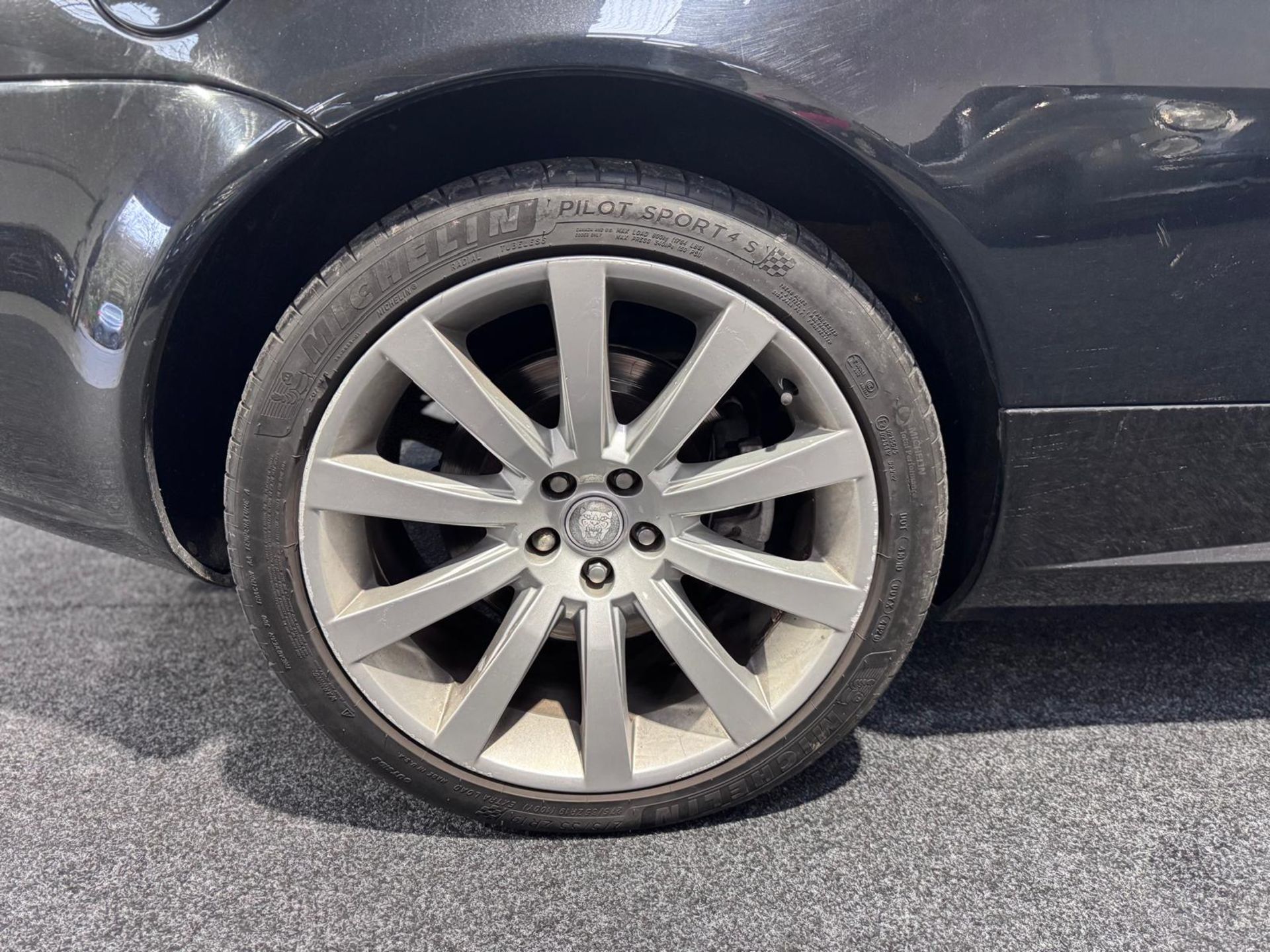 2007 JAGUAR XK 4.2 V8 AUTO – ULEZ COMPLIANT– HUGE HISTORY >>--NO VAT ON HAMMER--<< - Image 19 of 35