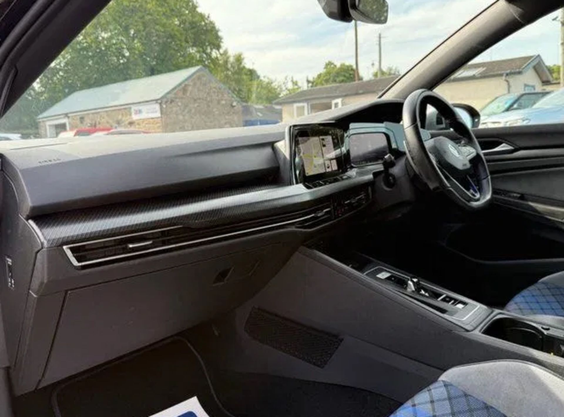 2021 VOLKSWAGEN GOLF R 2.0 TSI 4MOTION DSG – 41K MILES – BLACK – EURO 6 >>--NO VAT ON HAMMER--<< - Image 19 of 31