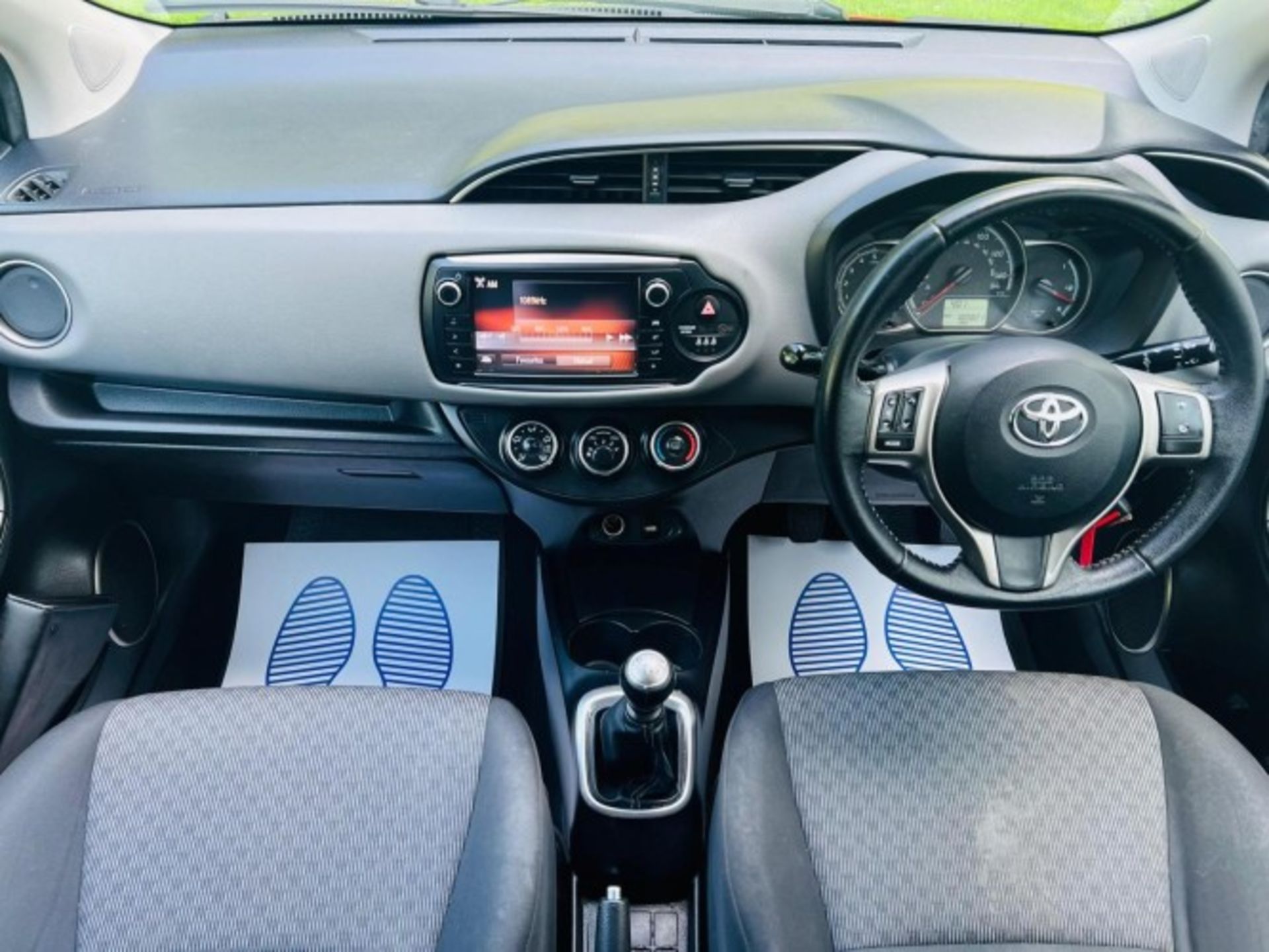 **(ONLY 100K MILEAGE)** 2015 TOYOTA YARIS 1.4 D-4D ICON – 5DR HATCHBACK>>--NO VAT ON HAMMER--<< - Image 29 of 38