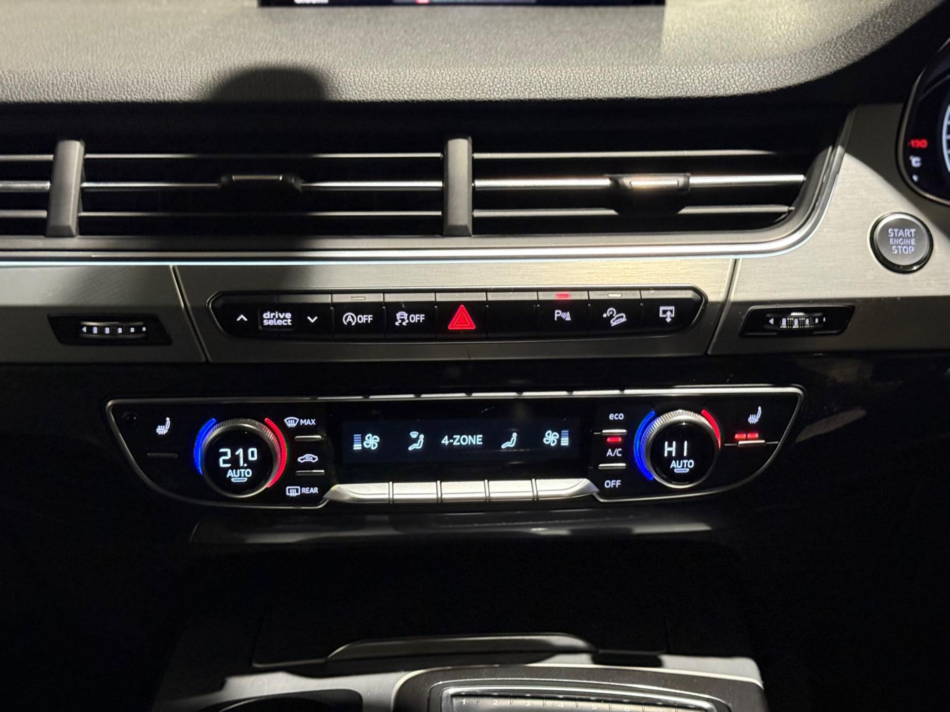 **(ONLY 102K MILEAGE)** 2016 AUDI Q7 3.0 TDI V6 S LINE TIPTRONIC >>--NO VAT ON HAMMER--<< - Image 47 of 48