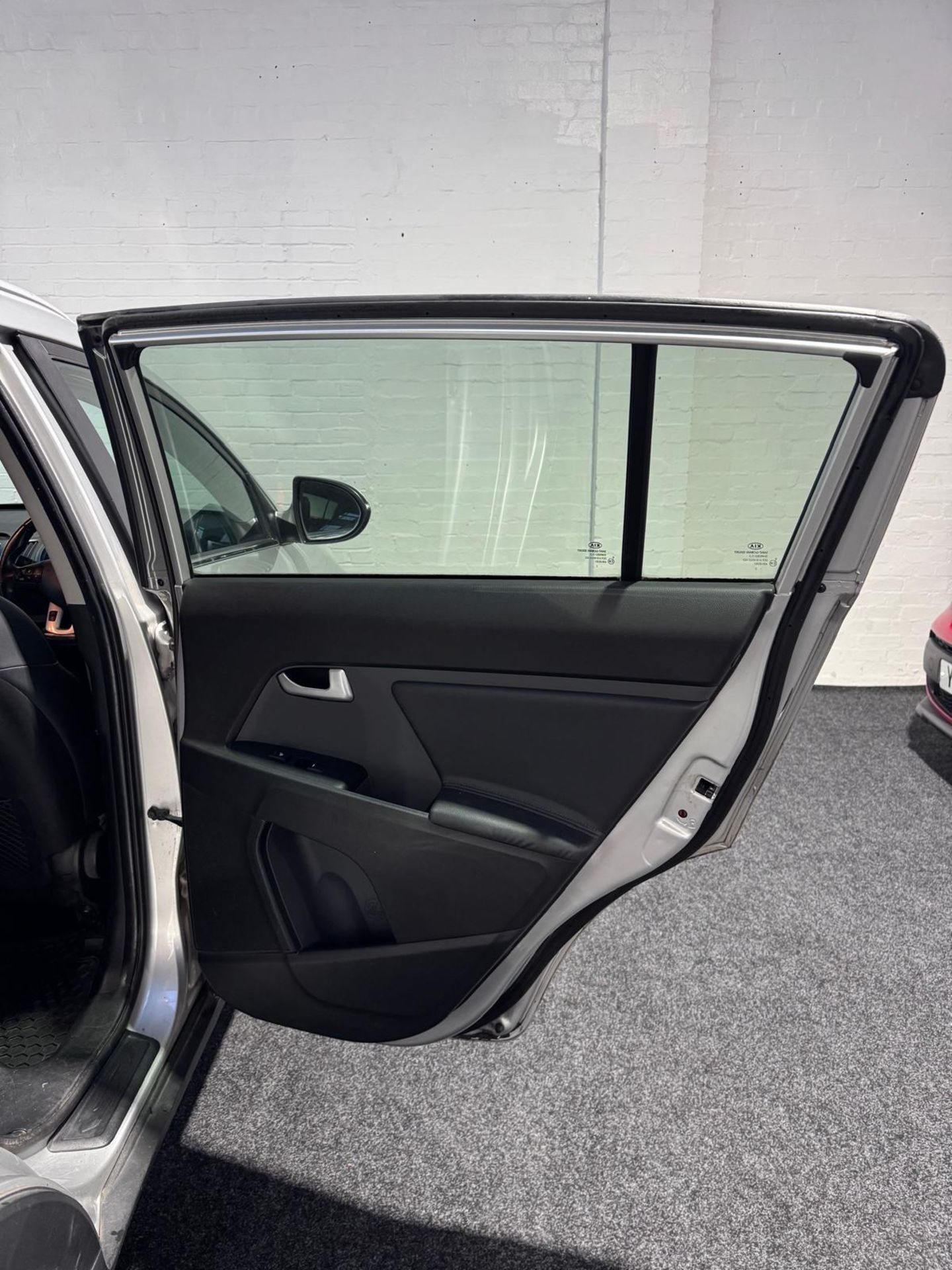 2012 KIA SPORTAGE KX-3 SAT NAV CRDI >>--NO VAT ON HAMMER--<< - Image 22 of 43