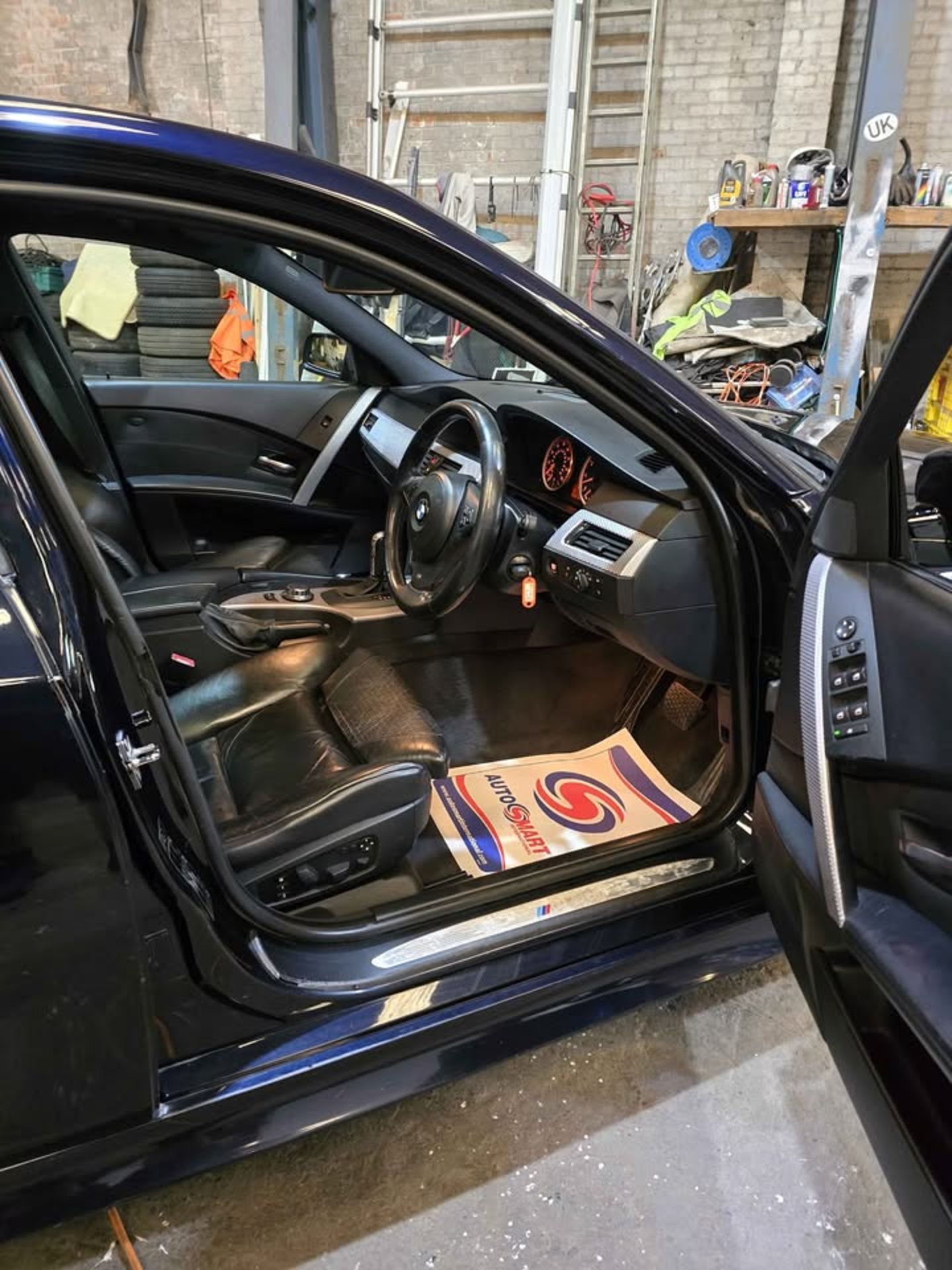 2005 BMW 540I M SPORT AUTO 4.0 V8 SALOON >>--NO VAT ON HAMMER--<< - Image 16 of 18