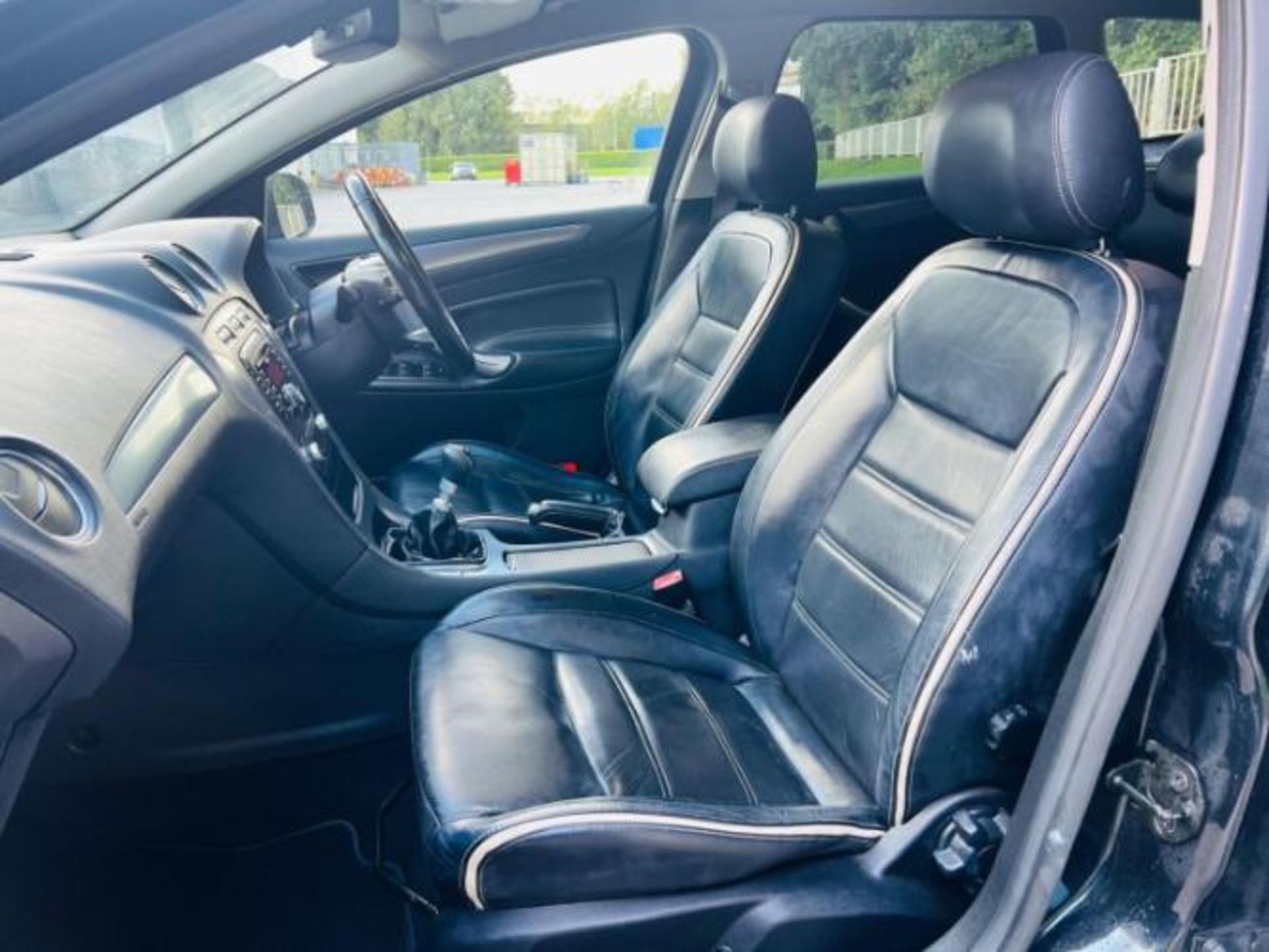 FORD MONDEO 2.0 TDCI TITANIUM X – 2012 >>--NO VAT ON HAMMER--<< - Image 30 of 37