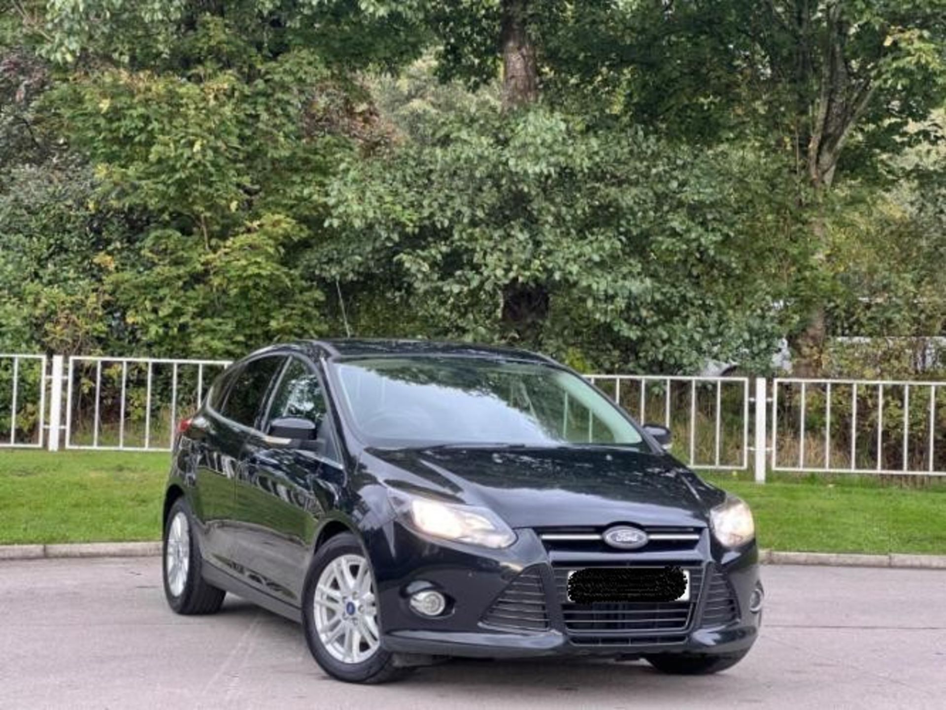 *(ONLY 68K MILEAGE)*2014 FORD FOCUS 1.0T ECOBOOST TITANIUM 5-DOOR HATCHBACK>-NO VAT ON HAMMER-<