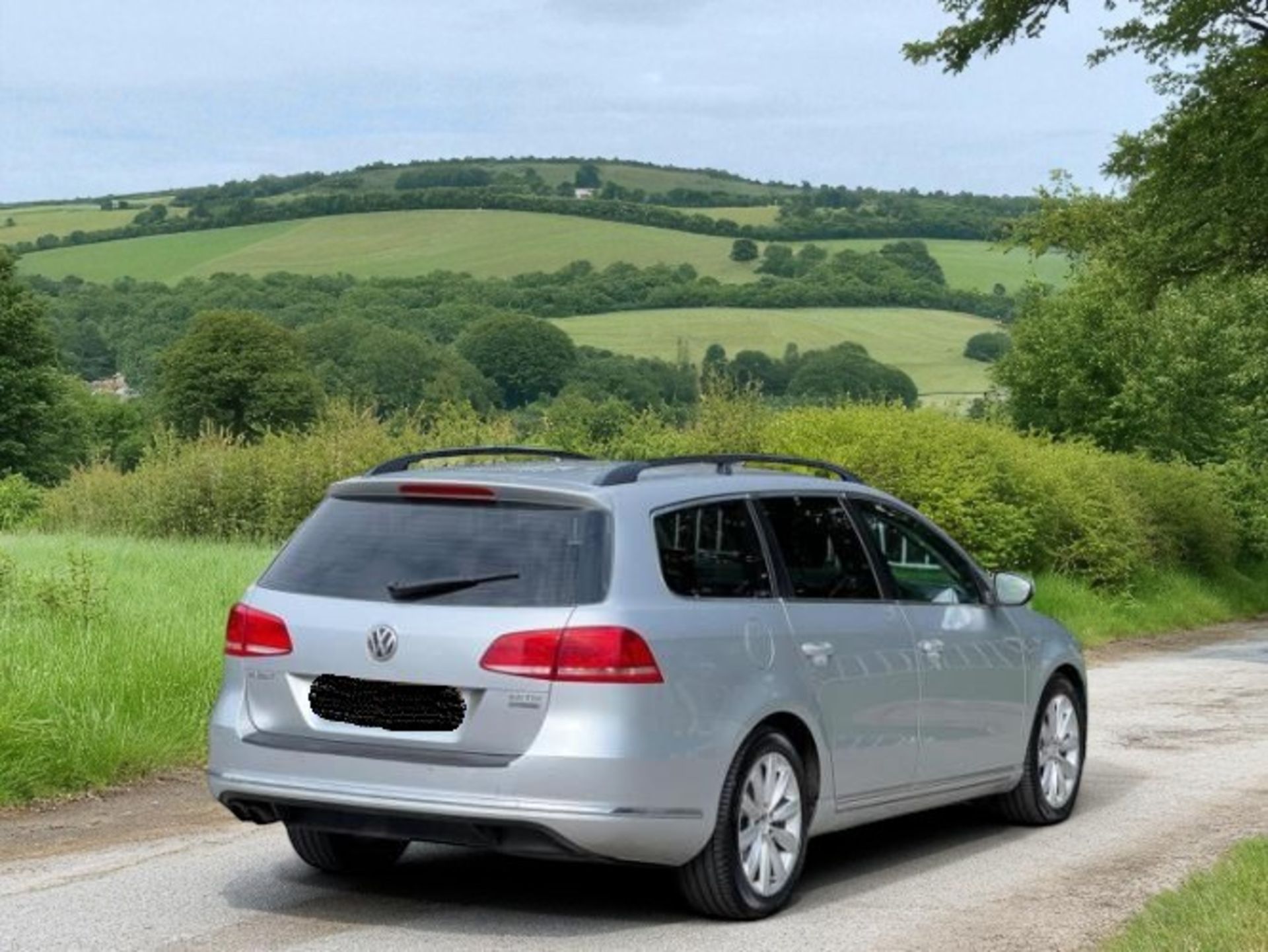 2011 VOLKSWAGEN PASSAT 2.0 TDI BLUEMOTION TECH SE DSG (S/S) 5DR ESTATE>>--NO VAT ON HAMMER--<< - Image 8 of 42