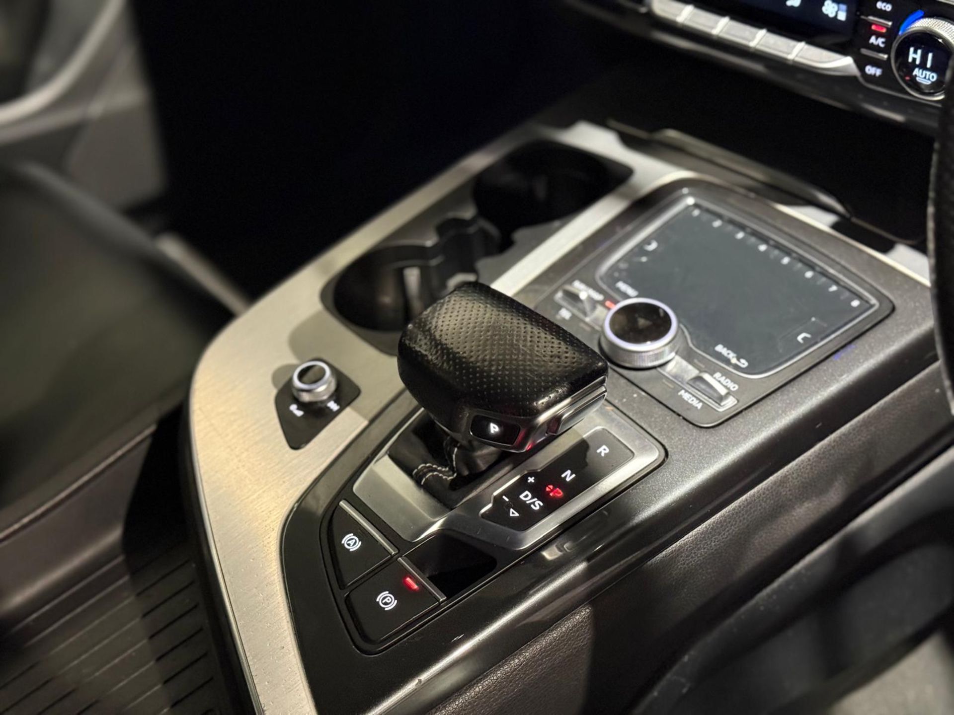 **(ONLY 102K MILEAGE)** 2016 AUDI Q7 3.0 TDI V6 S LINE TIPTRONIC >>--NO VAT ON HAMMER--<< - Image 44 of 48