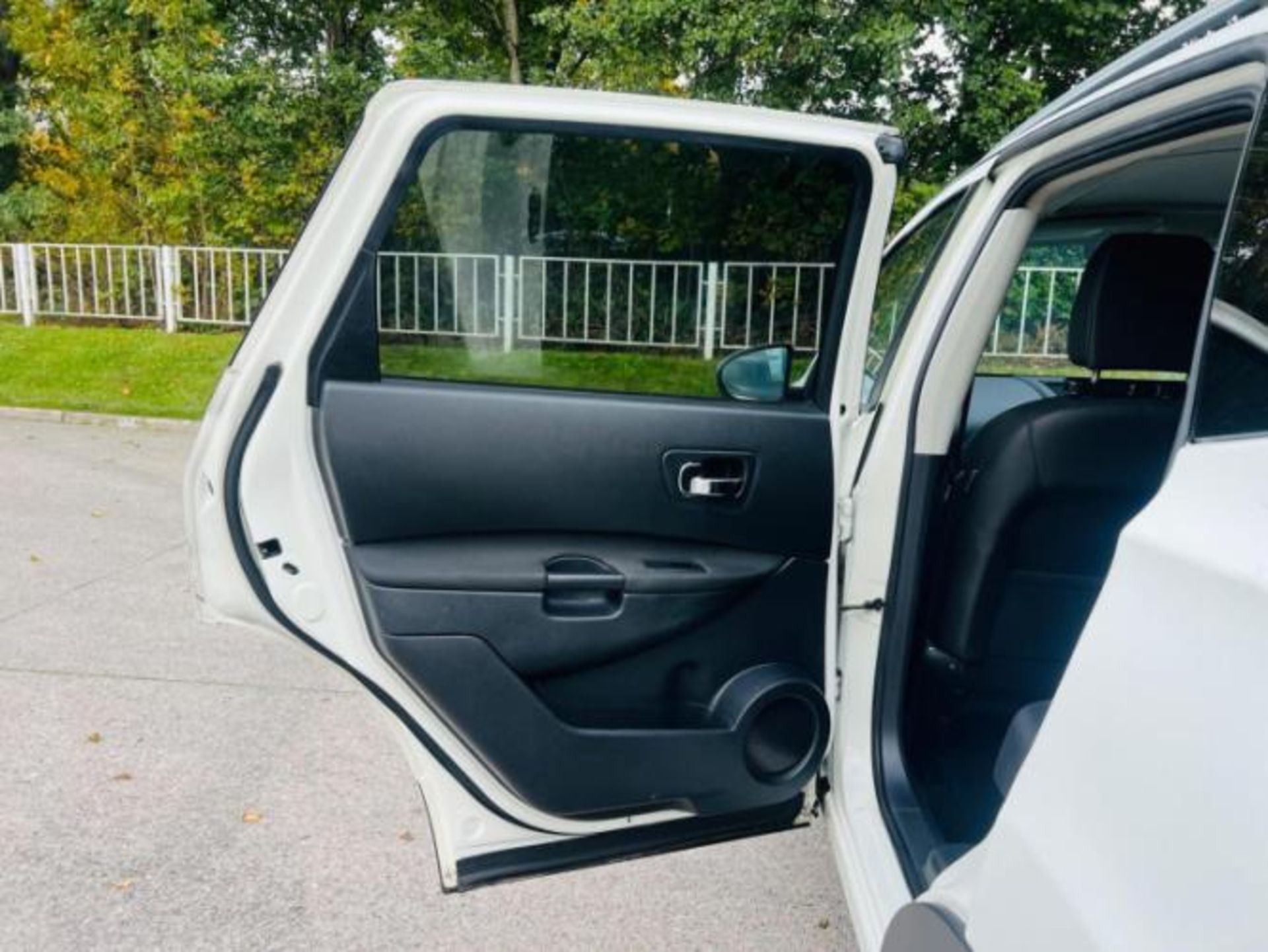 2012 NISSAN QASHQAI+2 1.6 N-TEC+ 2WD>>--NO VAT ON HAMMER--<< - Image 16 of 39